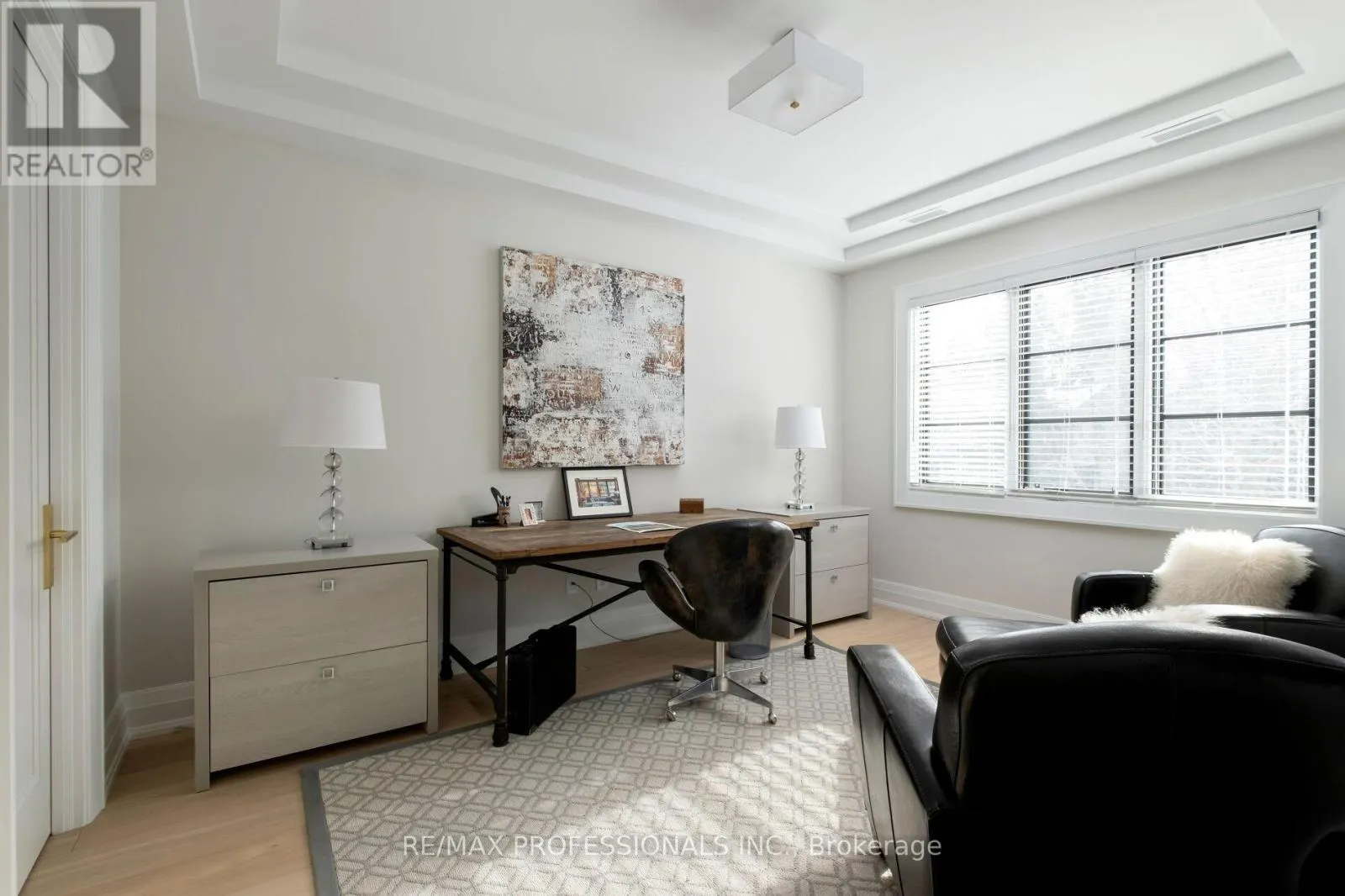 10 SHAND AVENUE