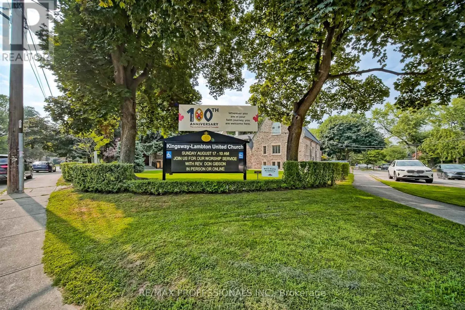 10 SHAND AVENUE