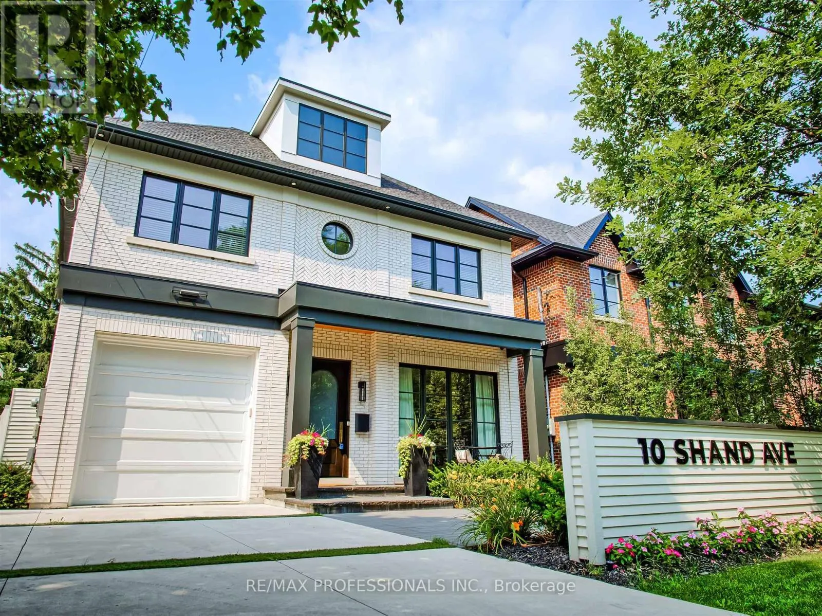 10 SHAND AVENUE