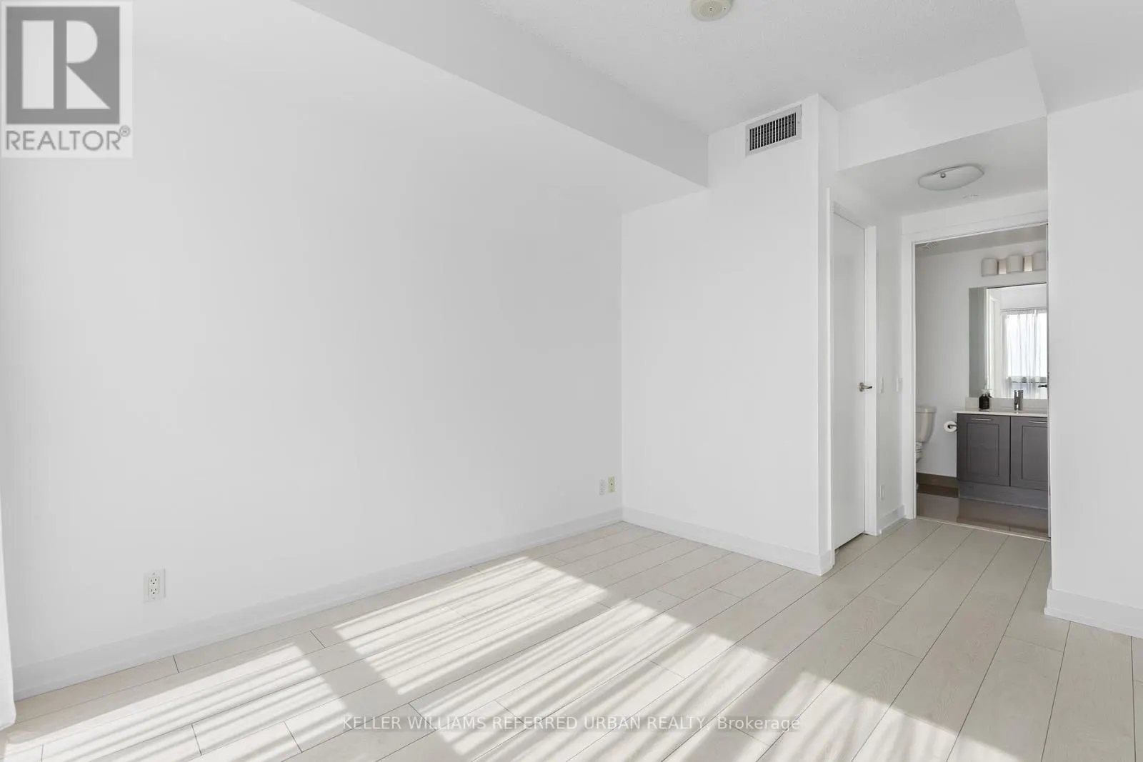 1710 - 2200 LAKE SHORE BOULEVARD W
