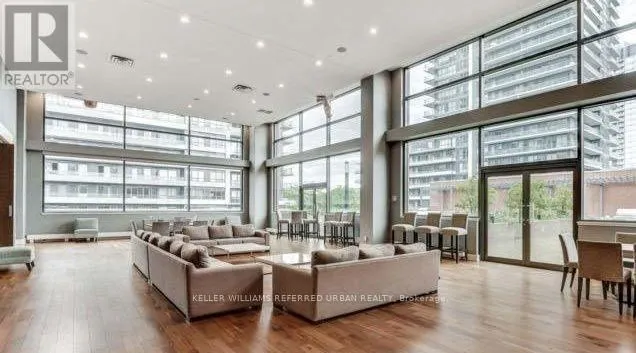 1710 - 2200 LAKE SHORE BOULEVARD W
