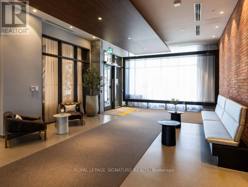 1107 - 40 LAGERFELD DRIVE