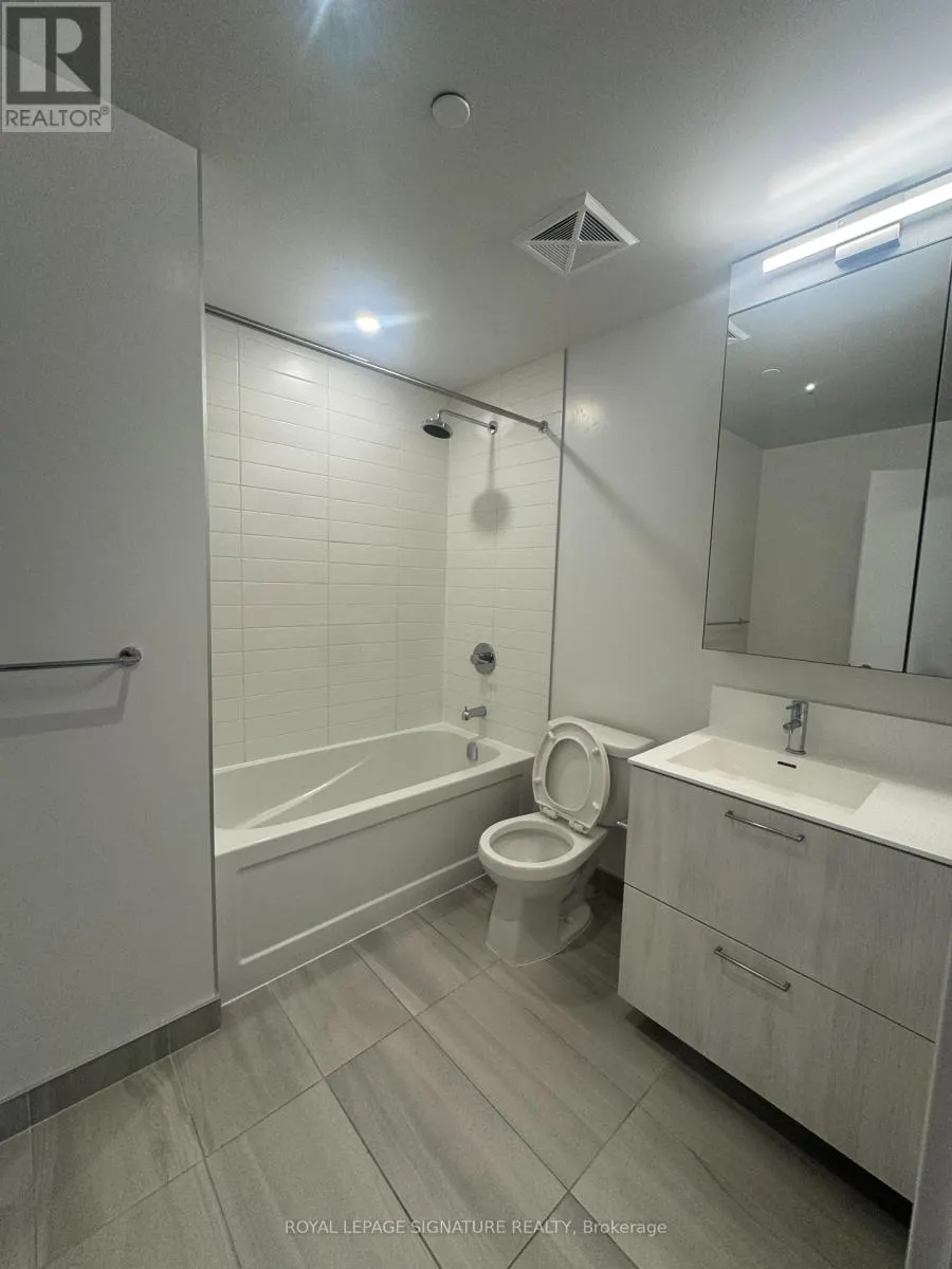 1107 - 40 LAGERFELD DRIVE