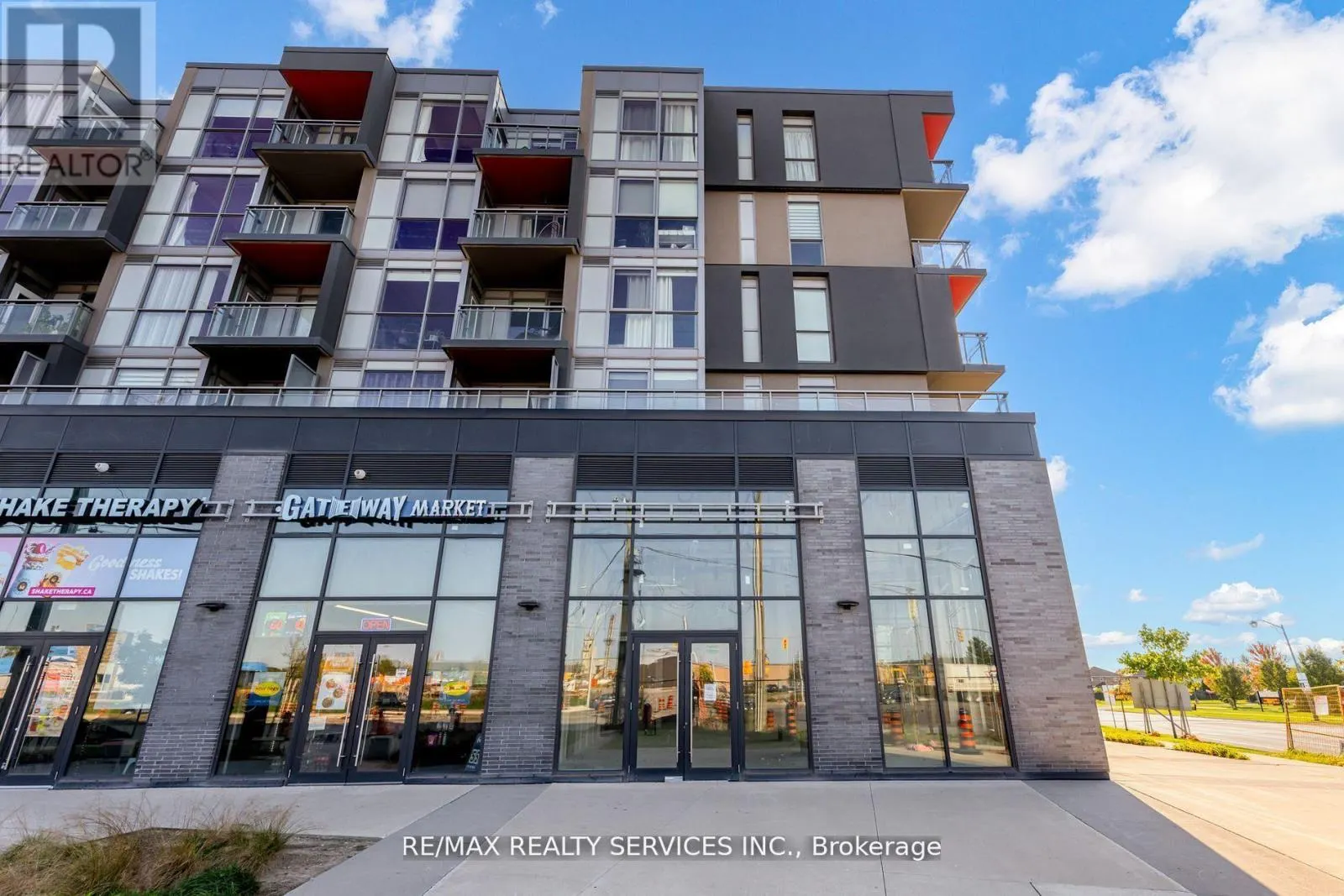 1 - 5220 DUNDAS STREET