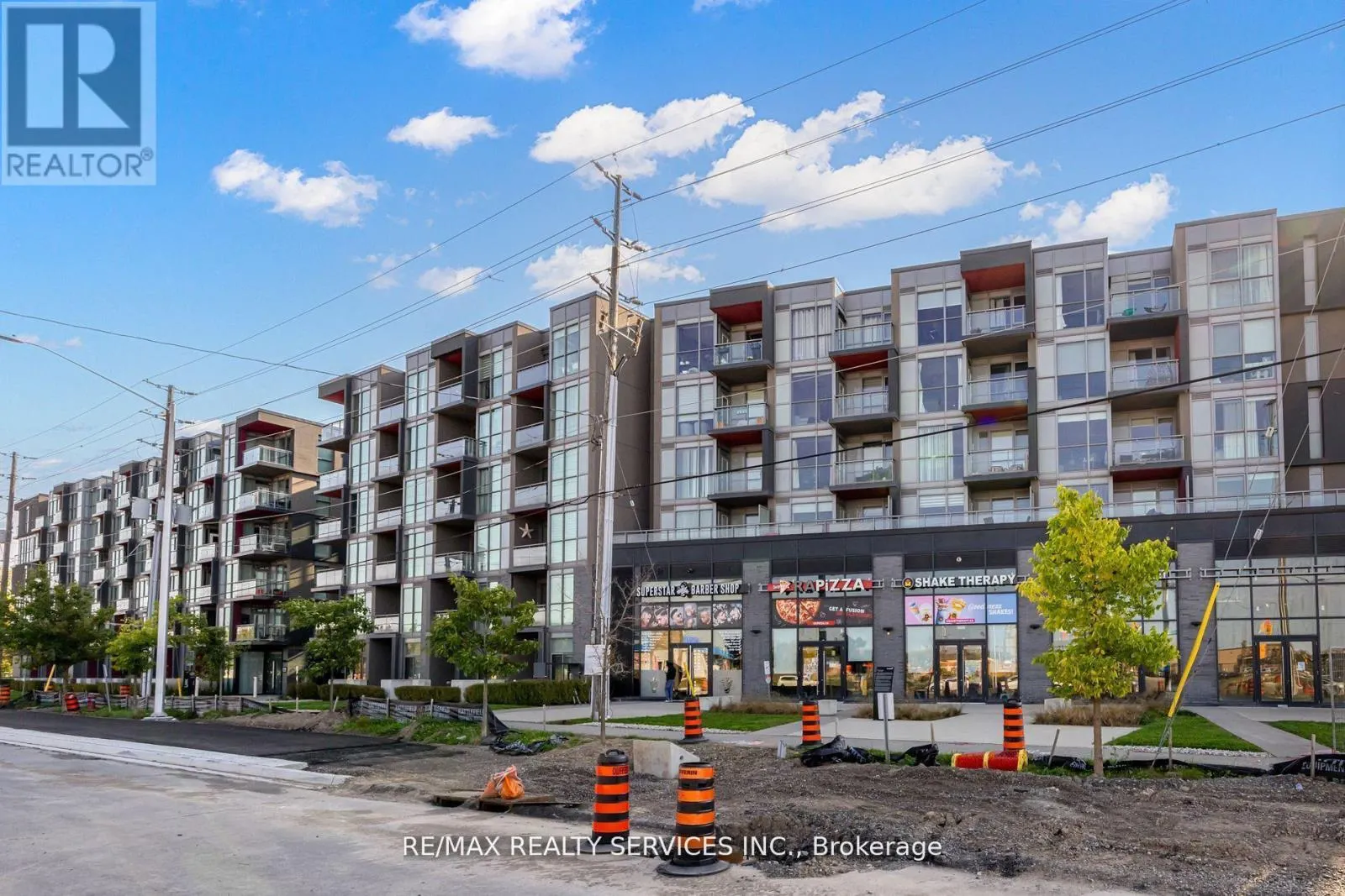 1 - 5220 DUNDAS STREET