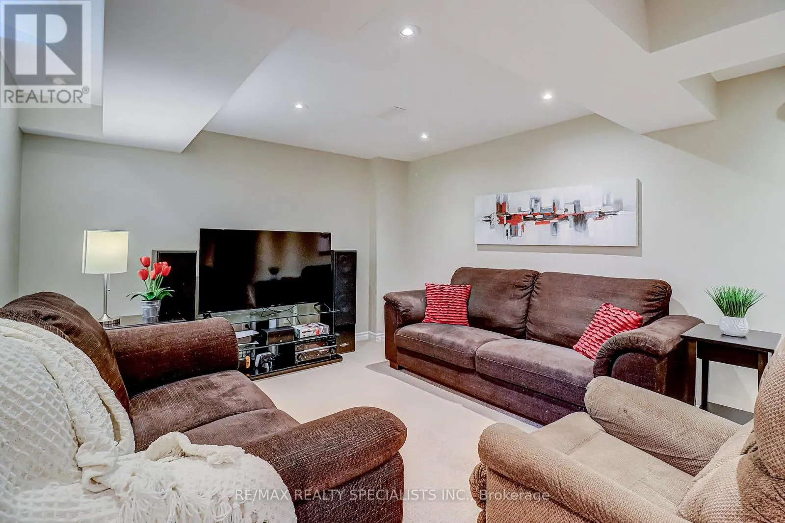 156 MANLEY LANE