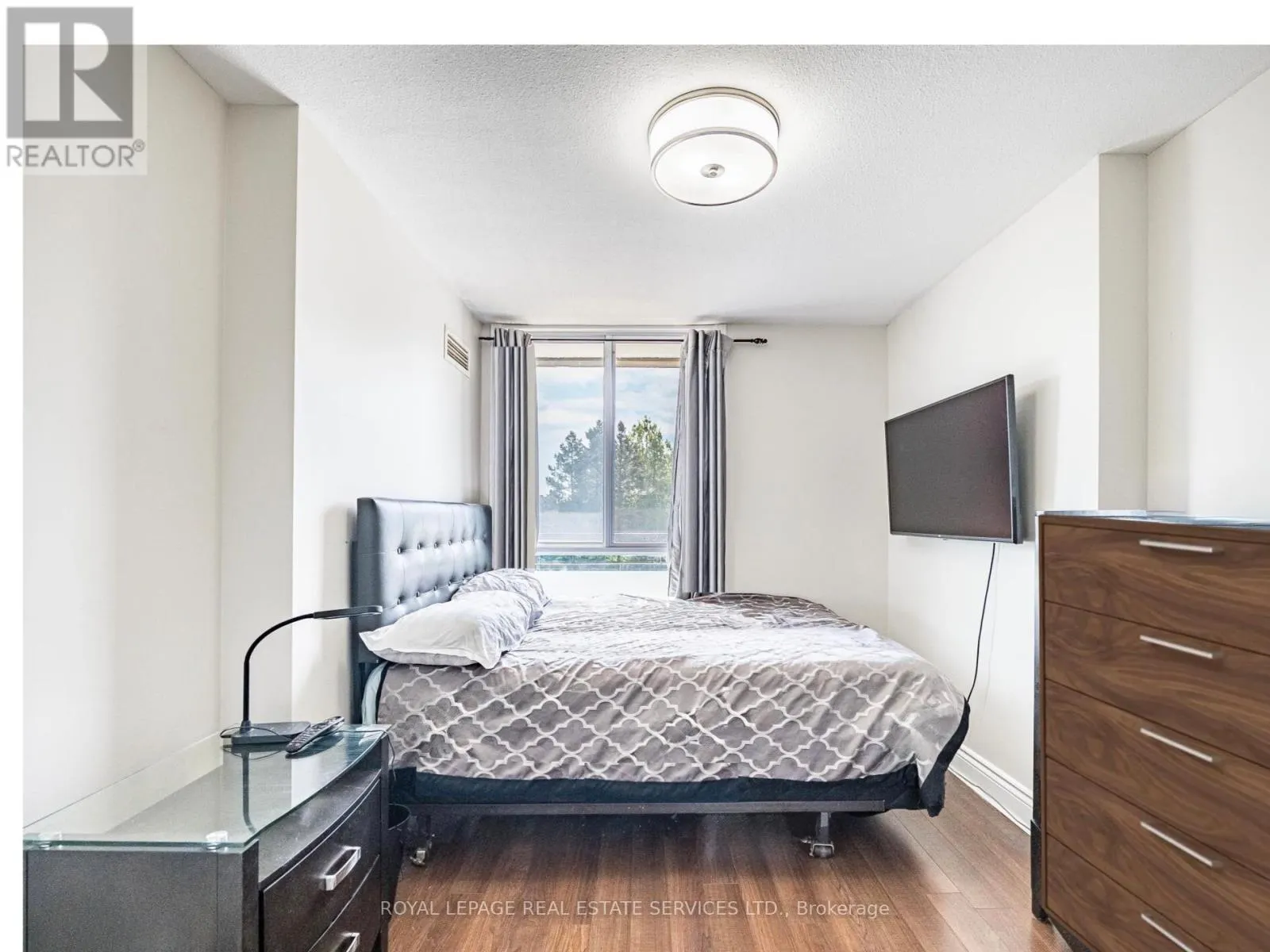 203 - 1300 MISSISSAUGA VALLEY BOULEVARD