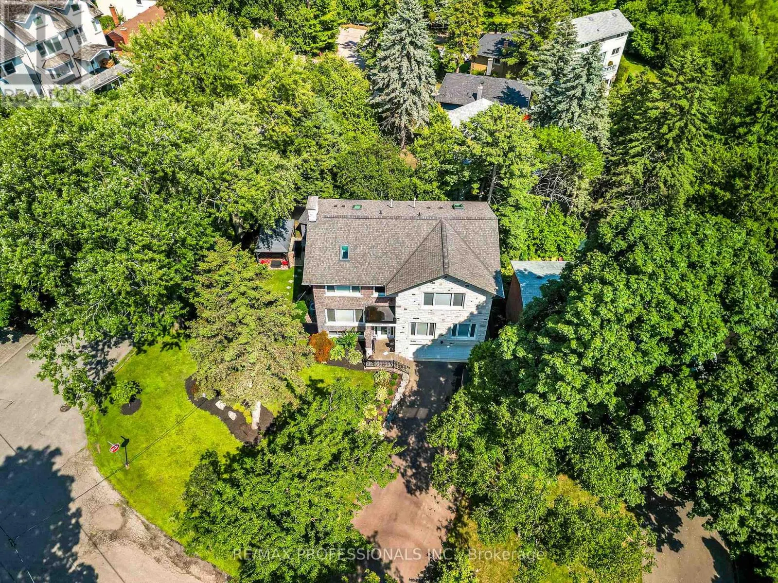 1 TRILLIUM TERRACE