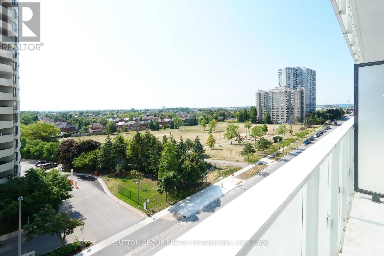 520 - 3883 QUARTZ ROAD
