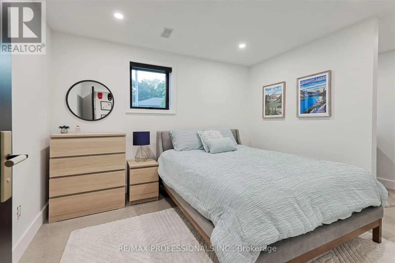 22 SPRING GARDEN ROAD
