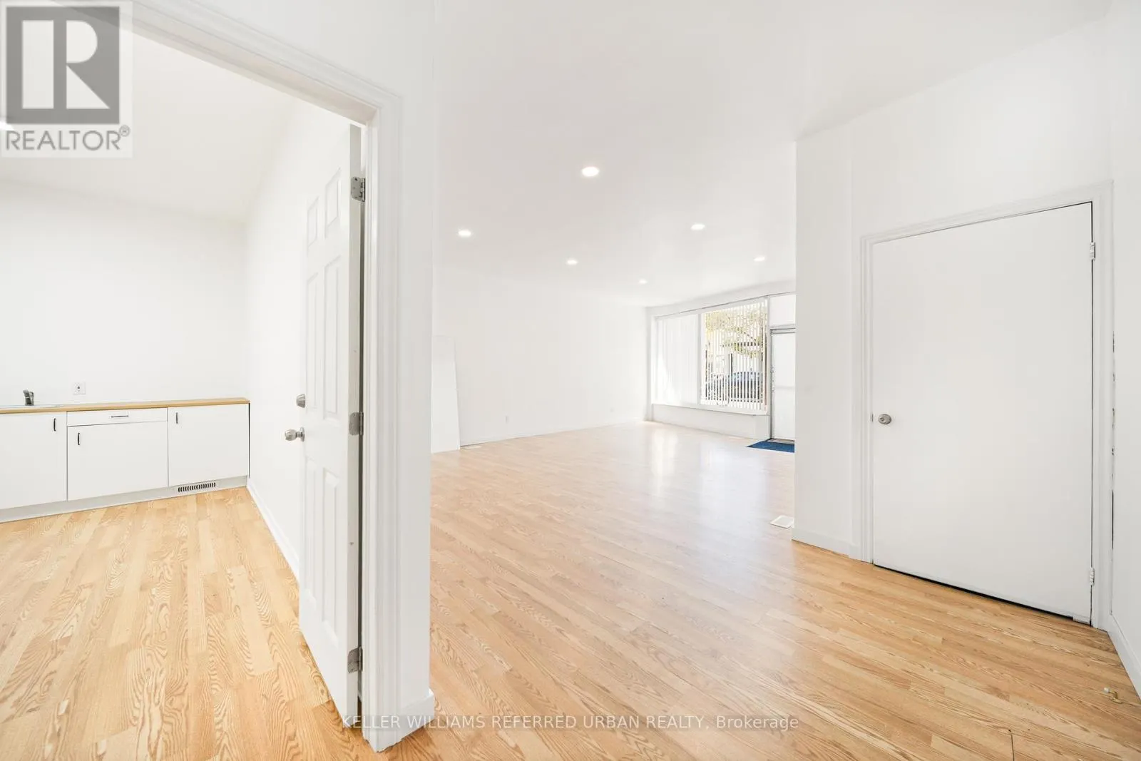 1078 DOVERCOURT ROAD