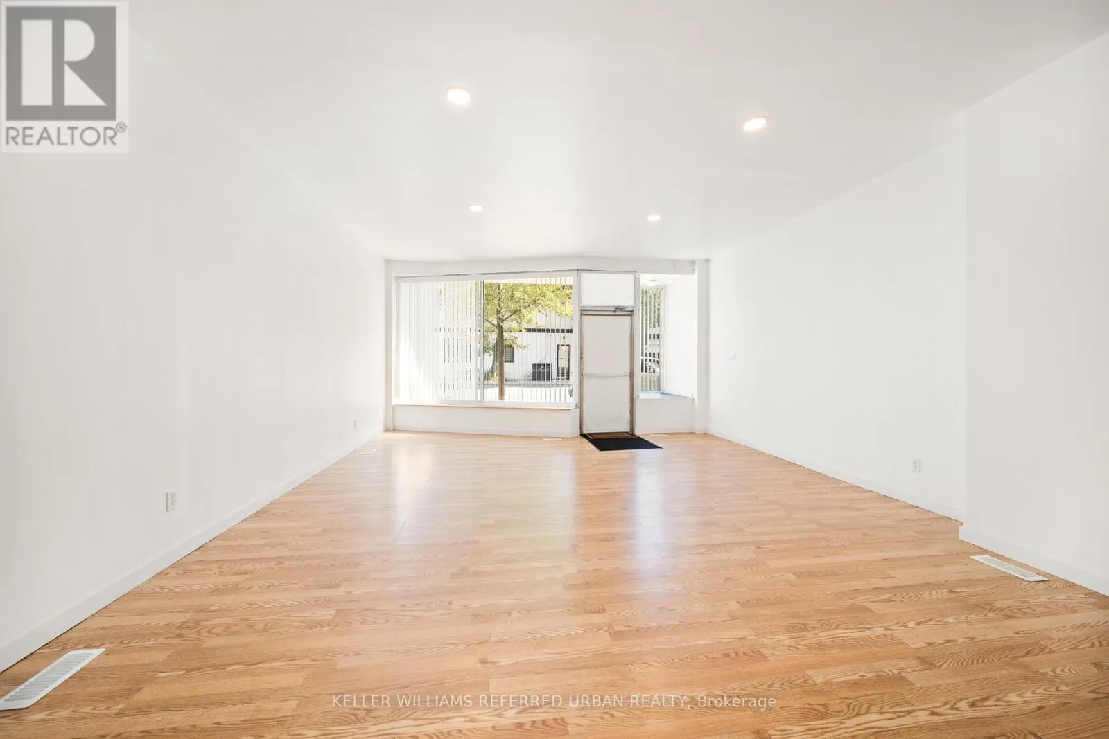 1078 DOVERCOURT ROAD