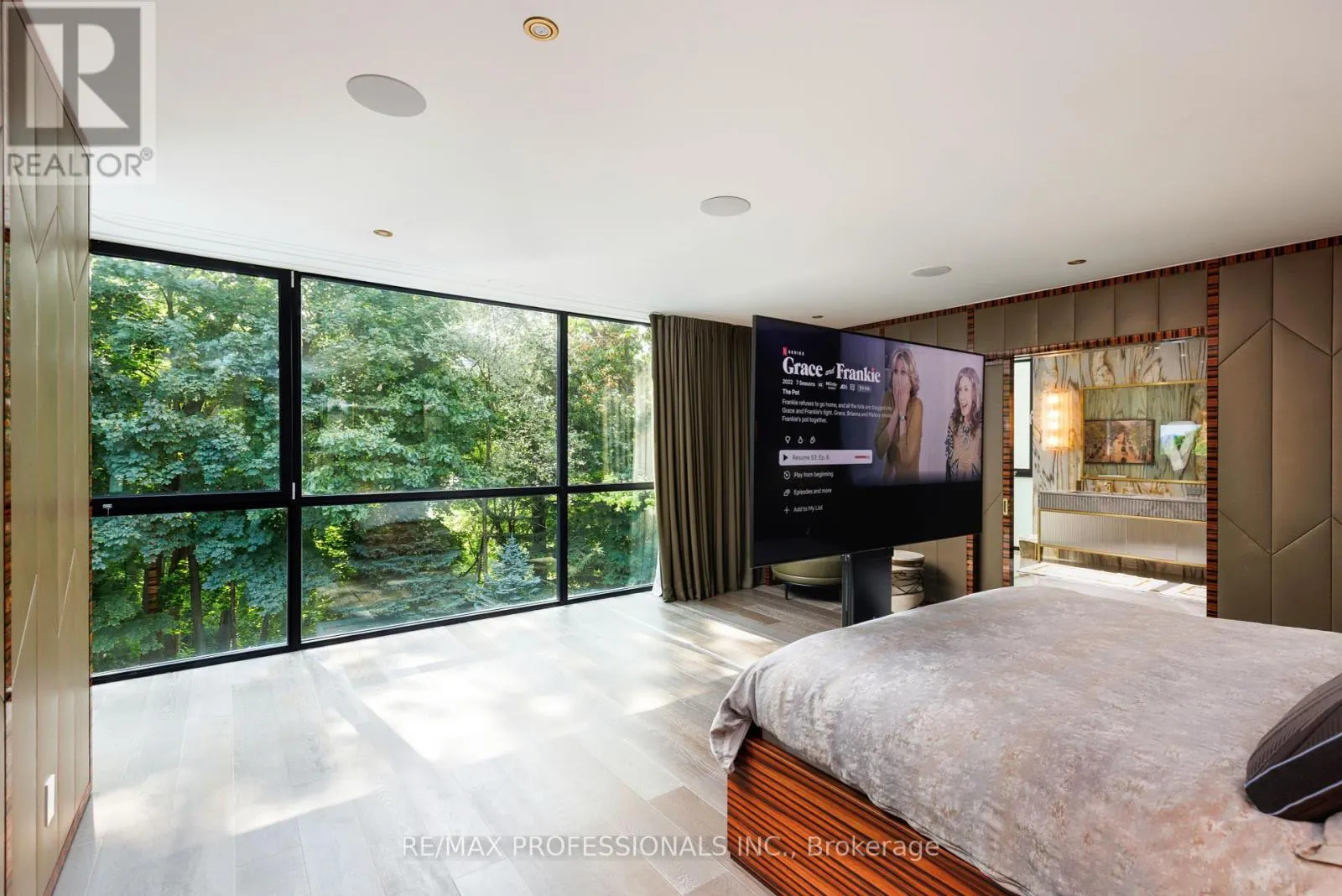 7 ASHLEY PARK ROAD