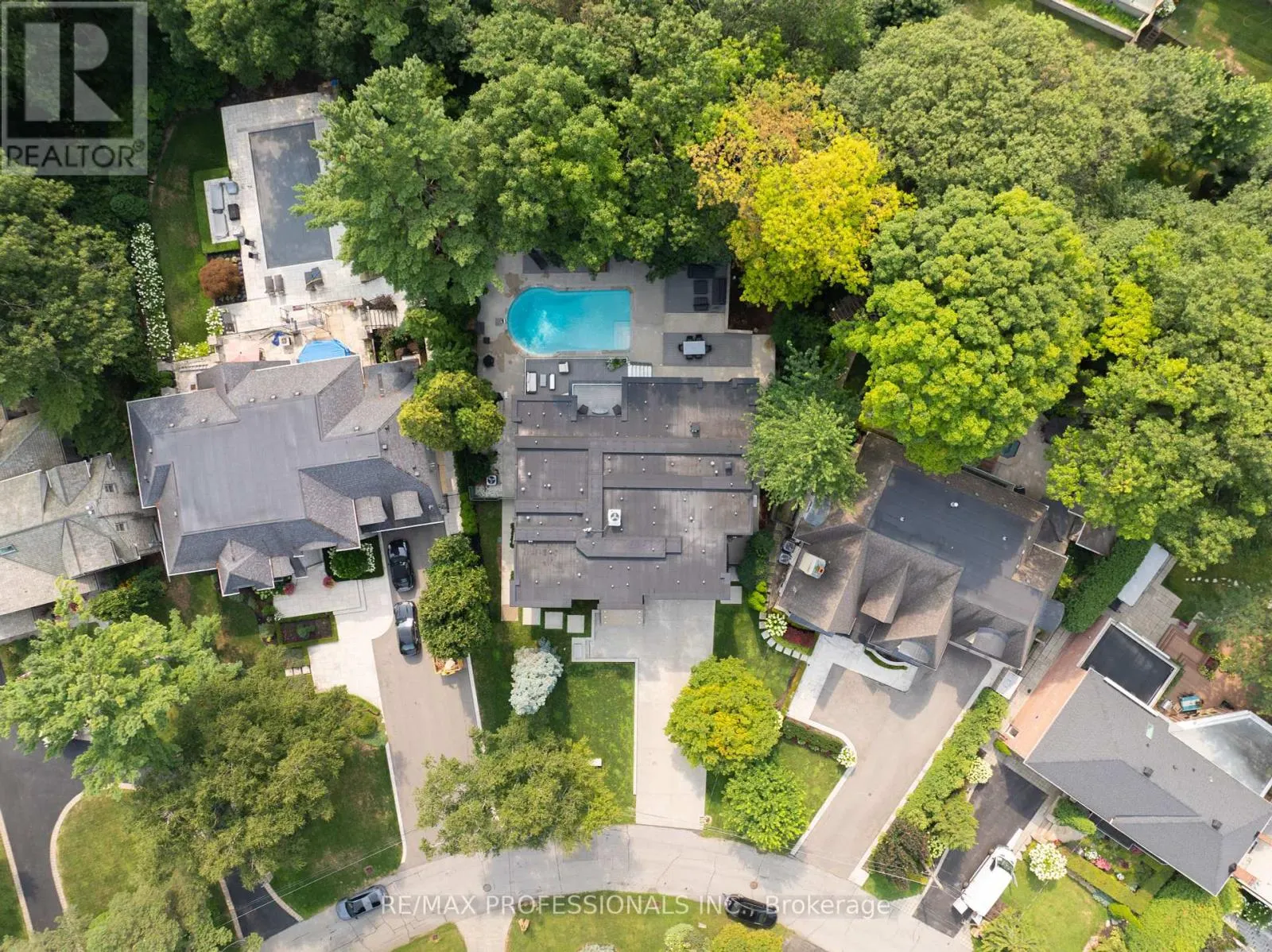 7 ASHLEY PARK ROAD