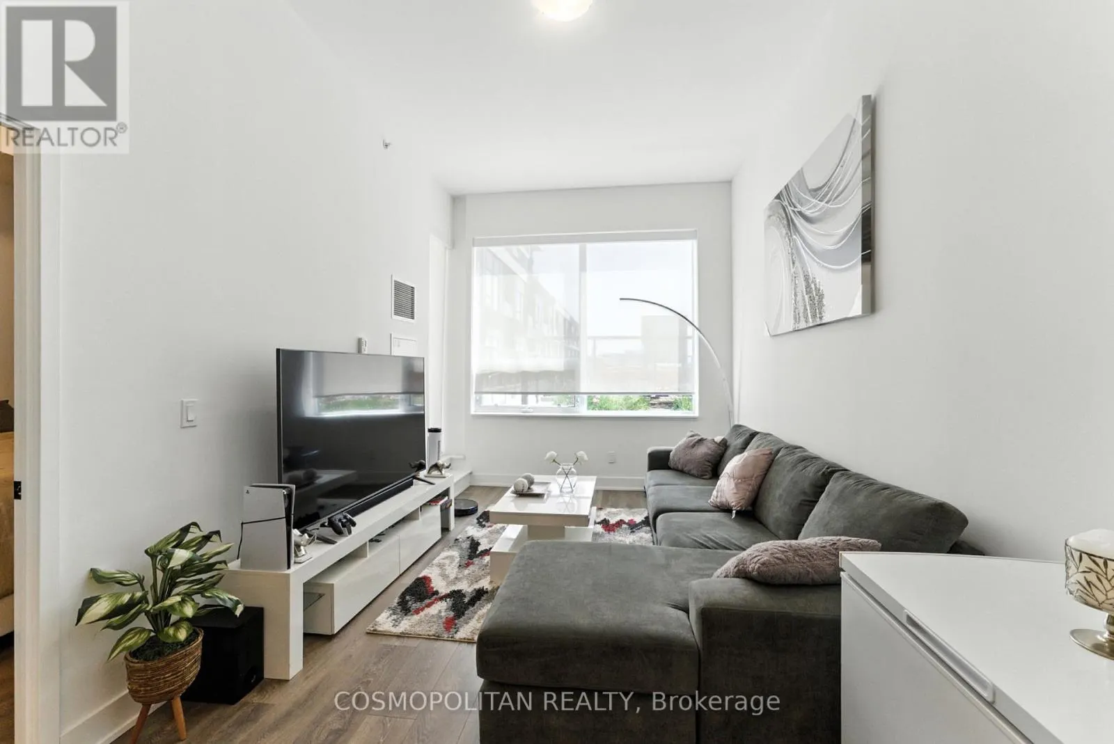 355 - 2489 TAUNTON ROAD, #355