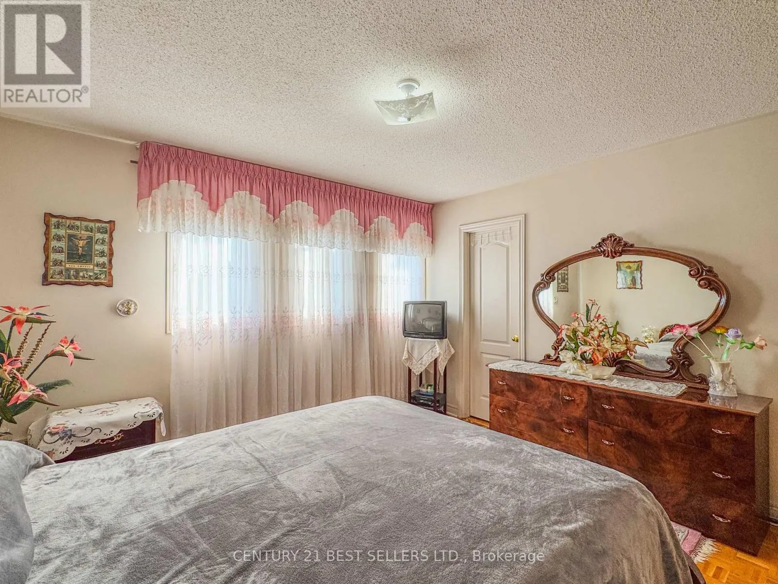 5347 RED BRUSH DRIVE