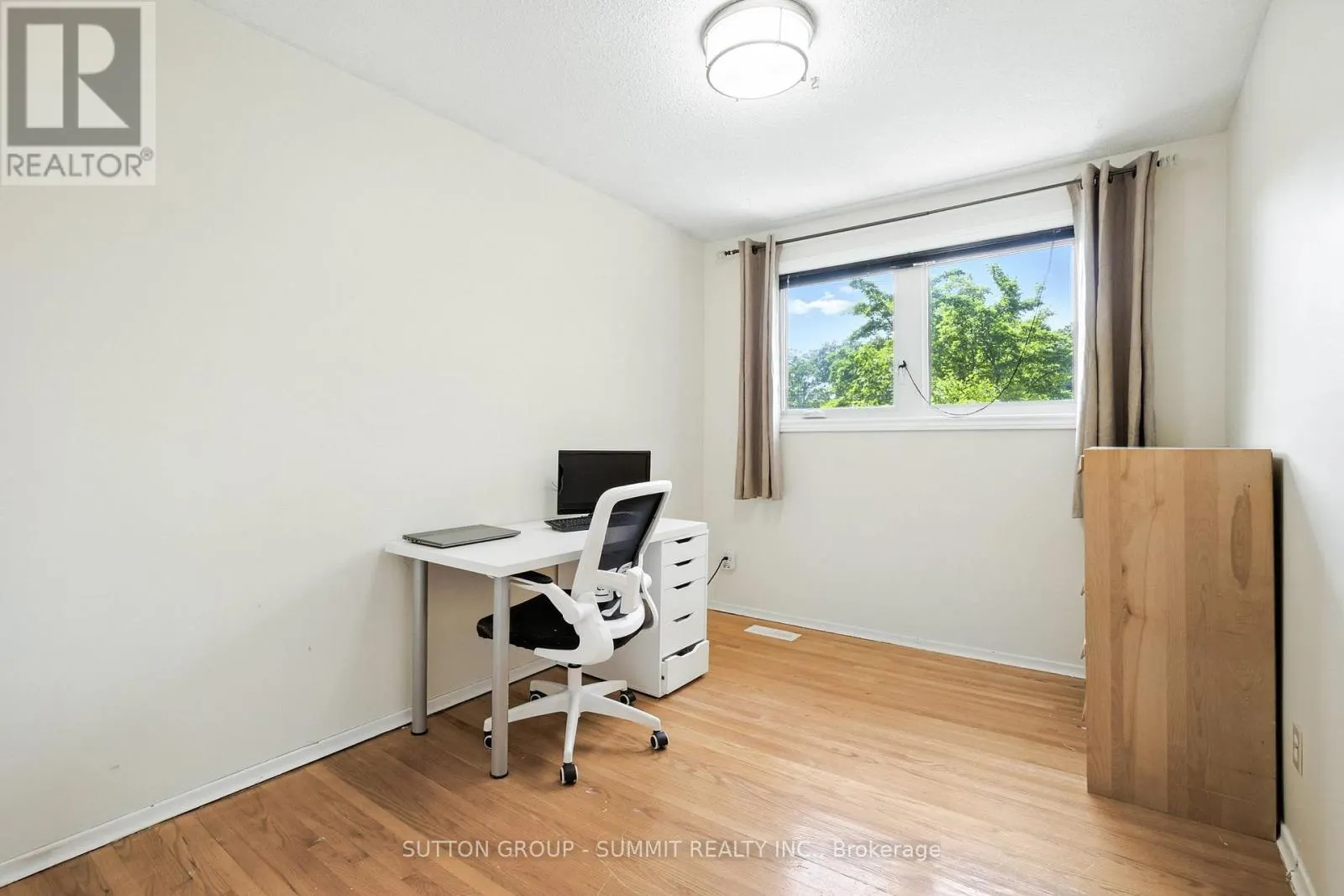2411 MOUNT FOREST DRIVE