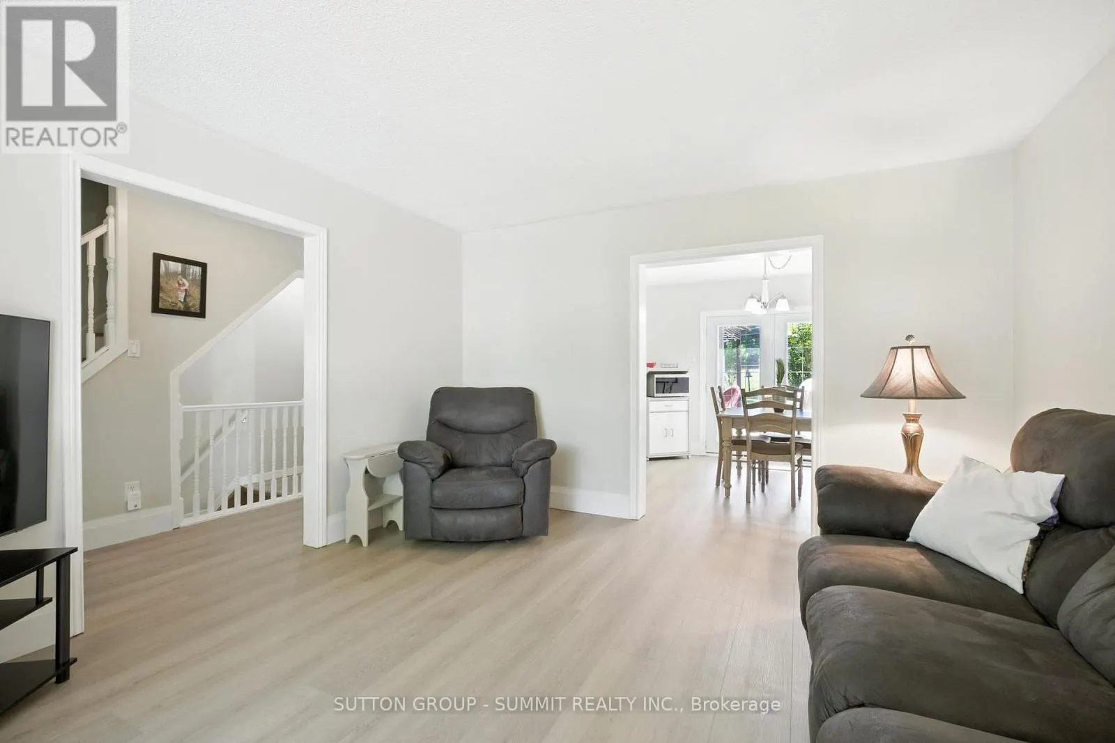 2411 MOUNT FOREST DRIVE