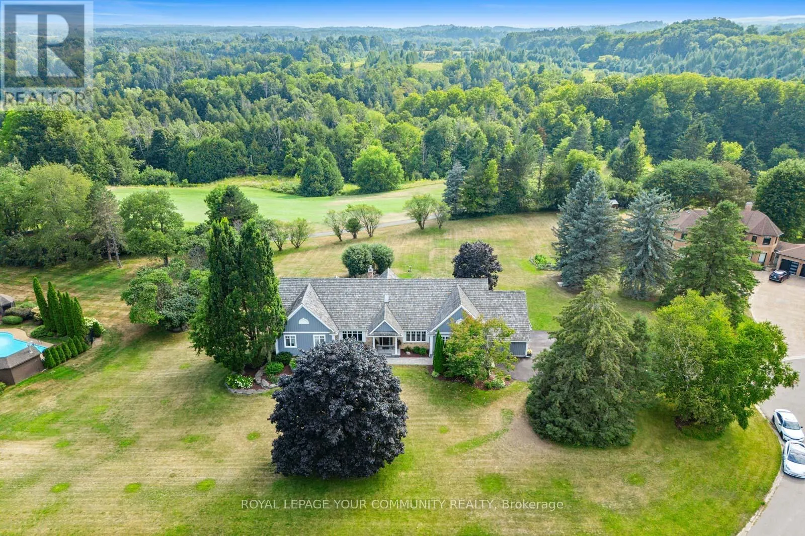 6 CREEKSIDE COURT