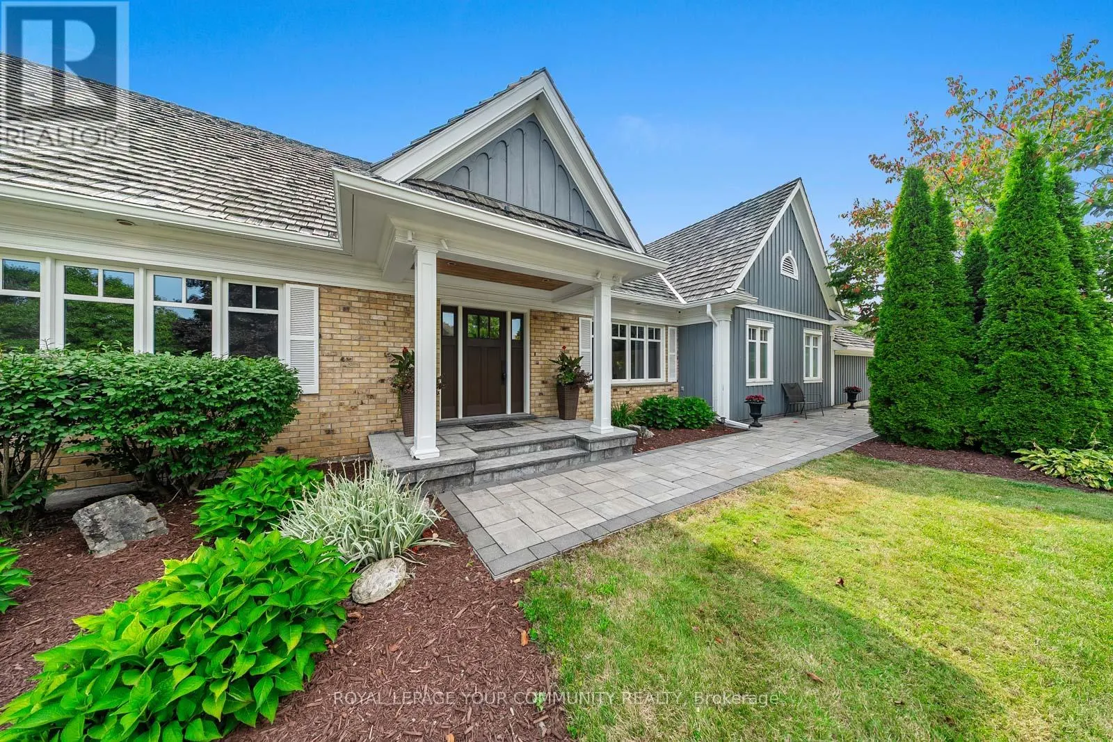 6 CREEKSIDE COURT
