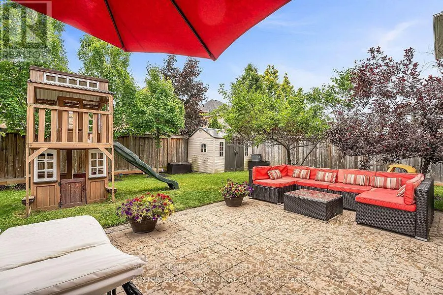 5 RIVERSTONE DRIVE