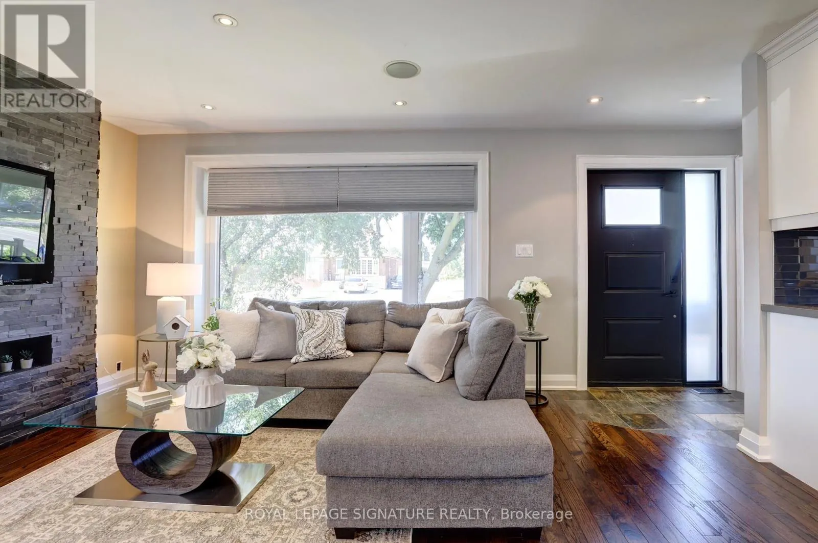 21 HARPER ROAD