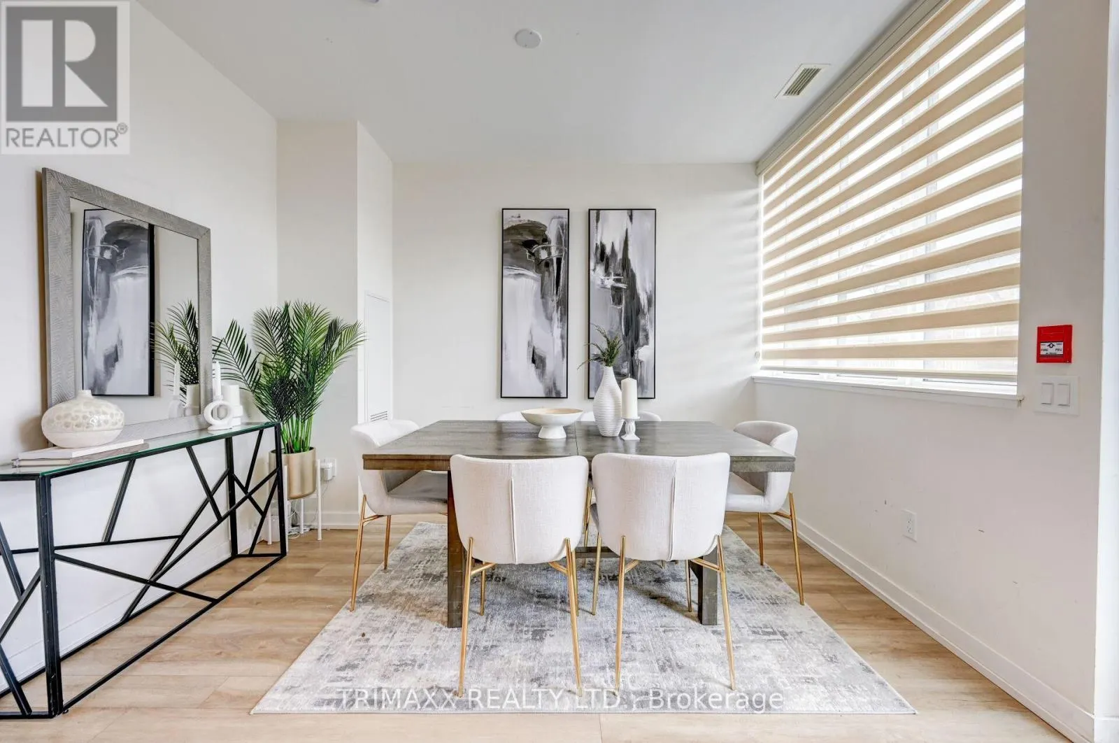 102 - 12 SYMES ROAD