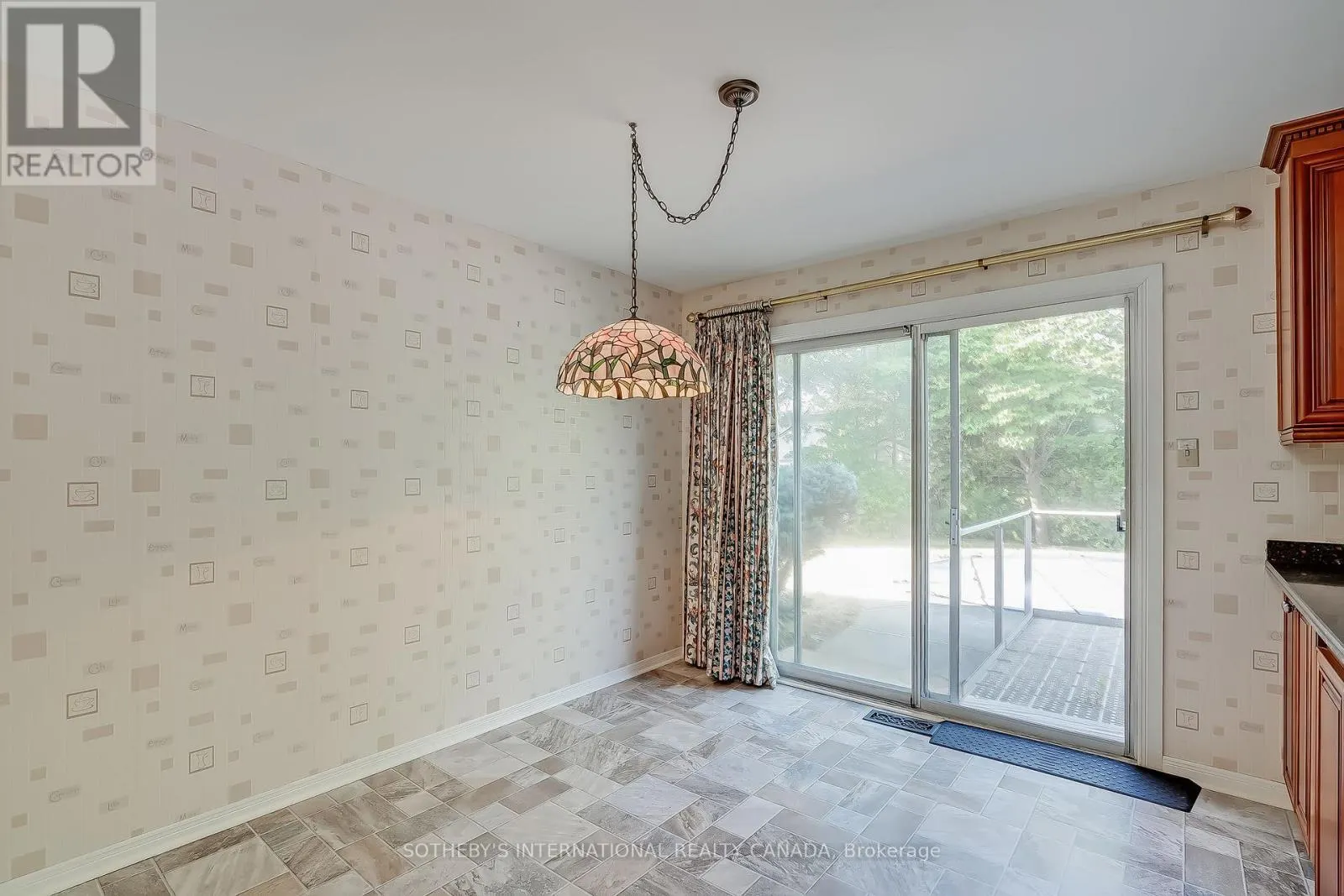 816 BEXHILL ROAD