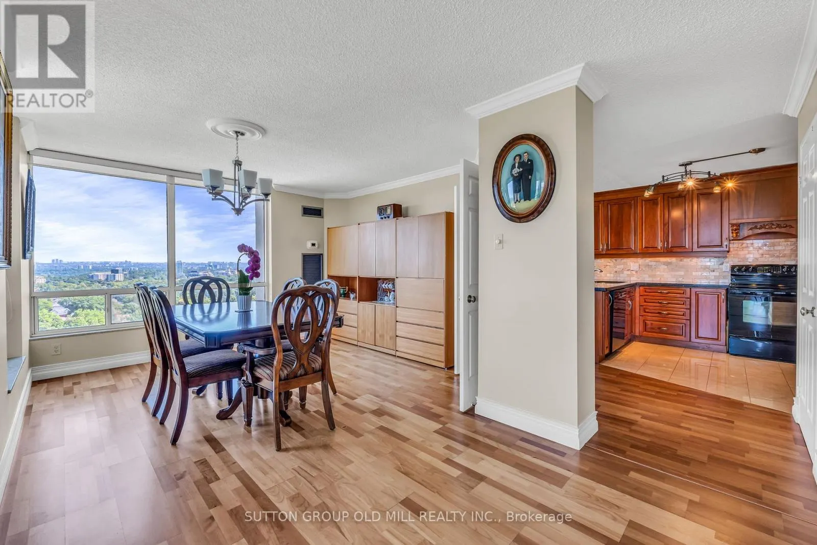 2507 - 1320 ISLINGTON AVENUE