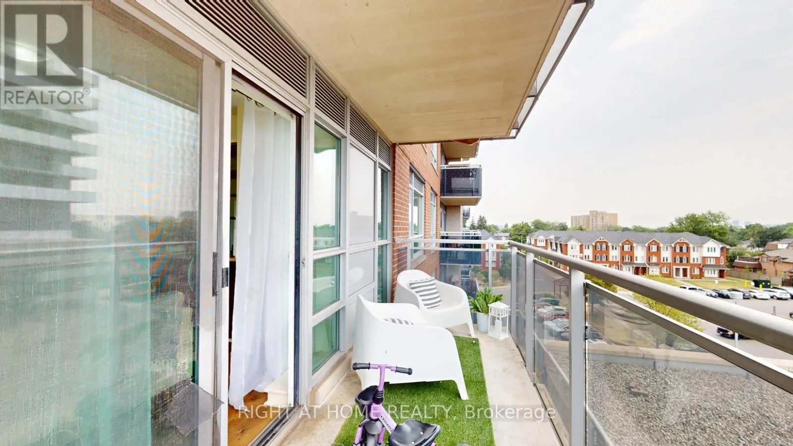 509 - 215 QUEEN STREET E