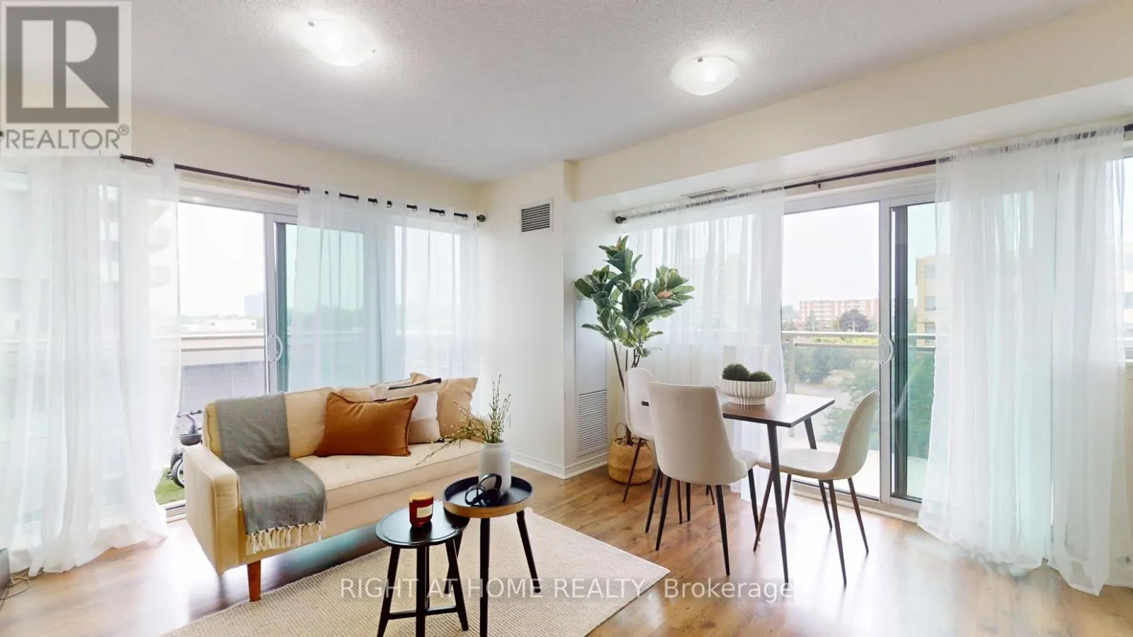 509 - 215 QUEEN STREET E