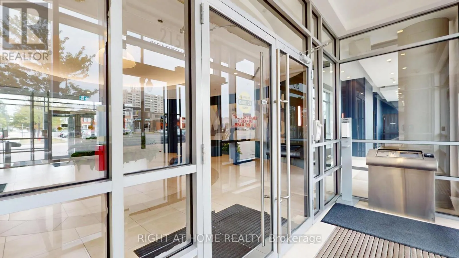 509 - 215 QUEEN STREET E