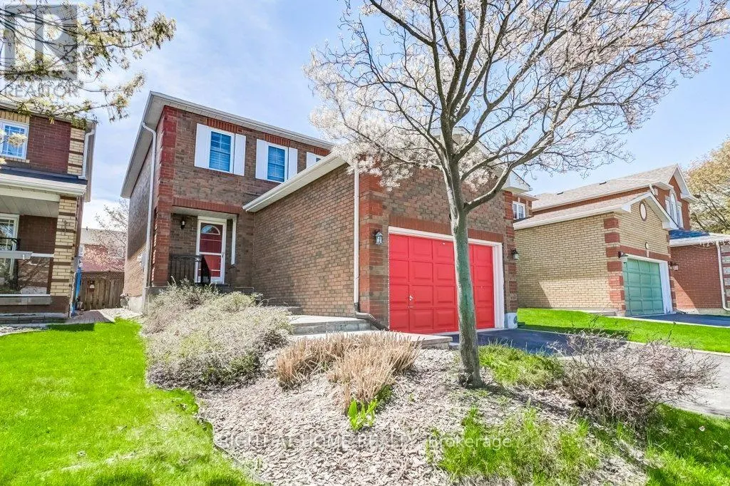 195 HOWARD CRESCENT