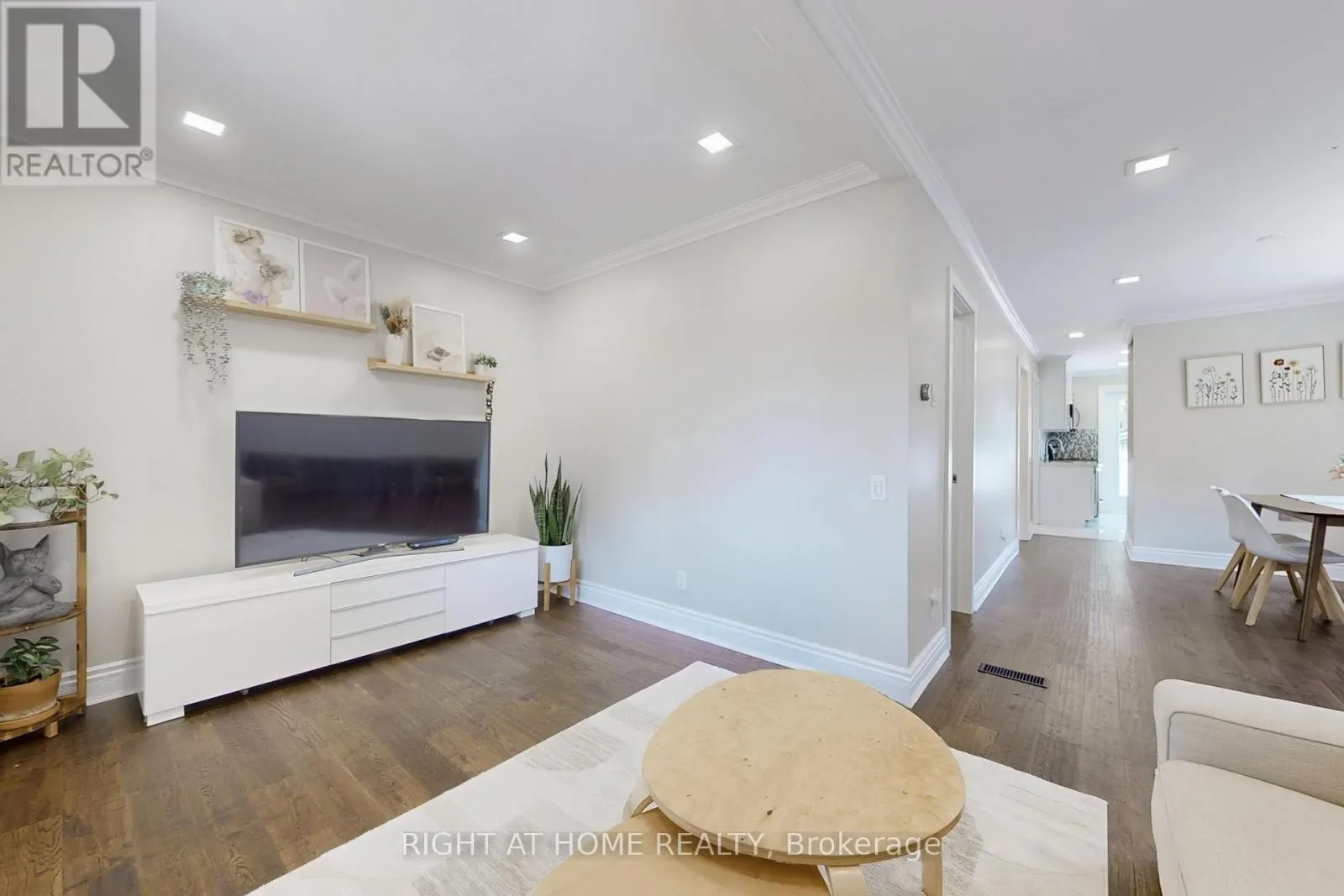 36 JULIET CRESCENT