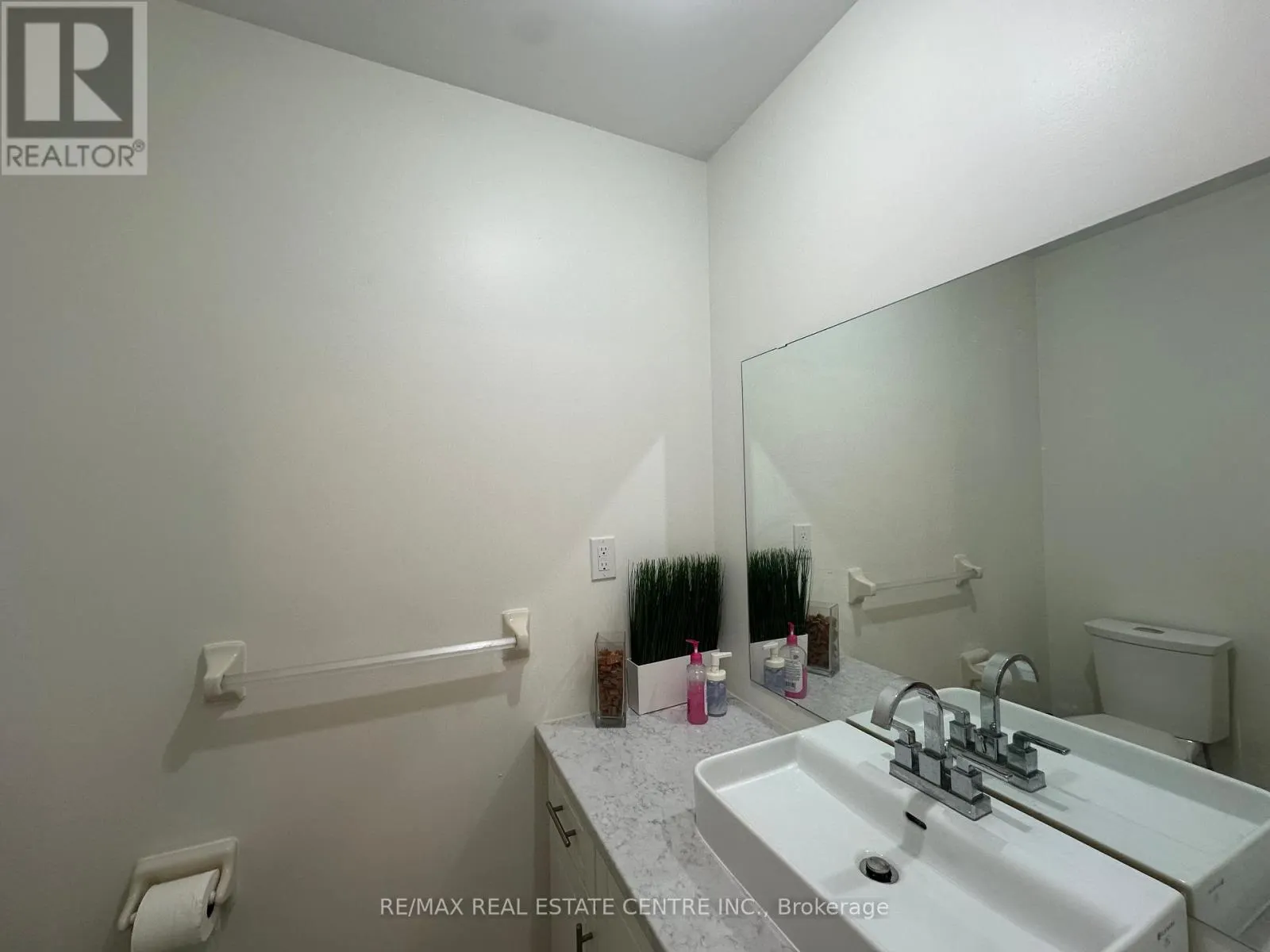 5080 FALLINGBROOK DRIVE