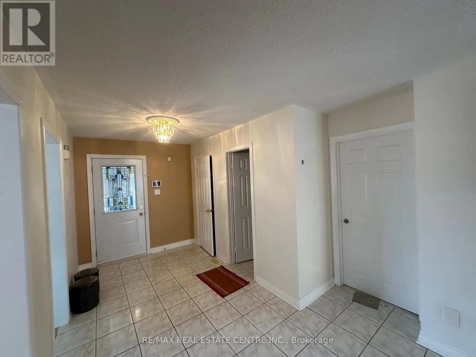 5080 FALLINGBROOK DRIVE