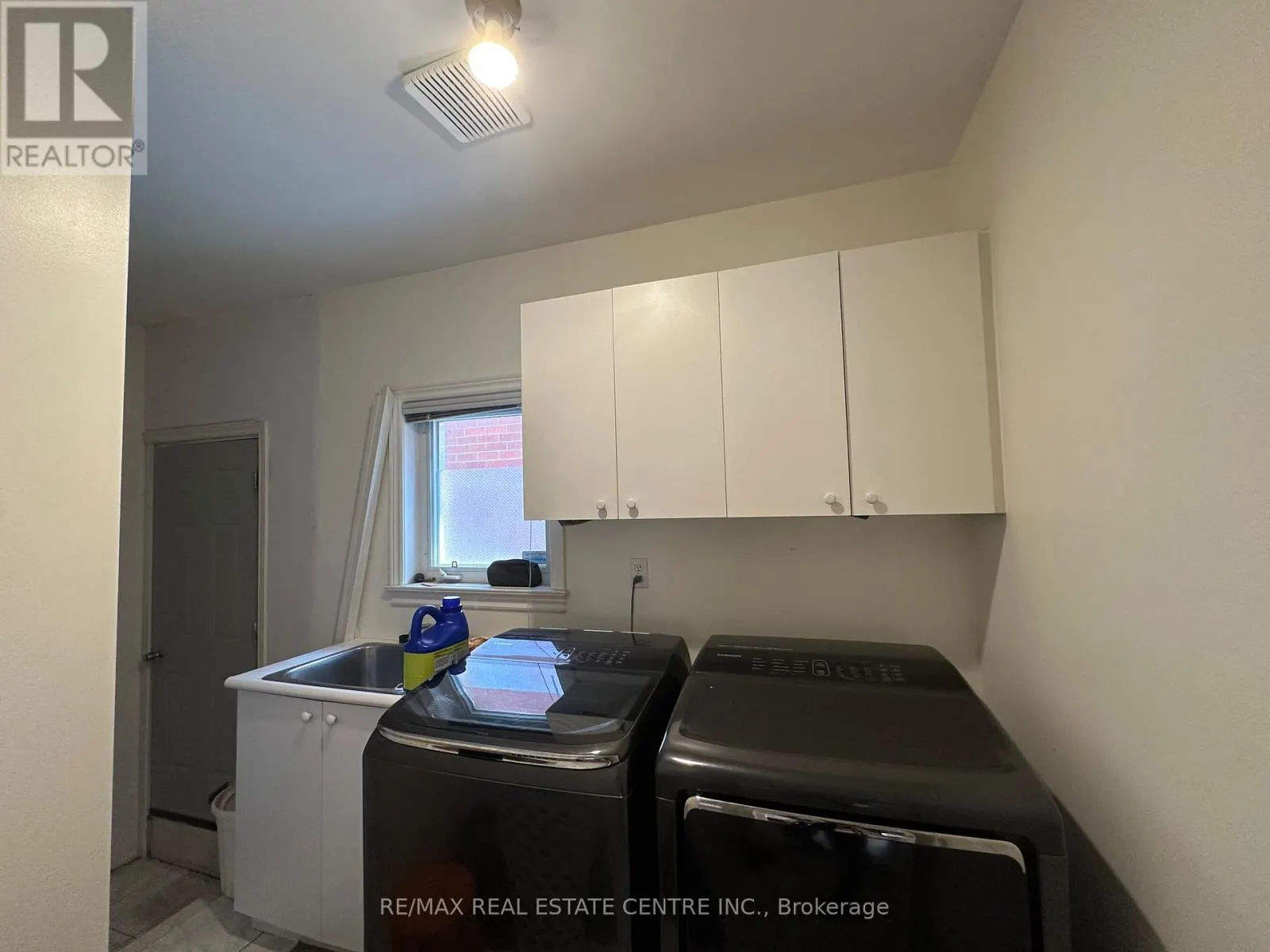 5080 FALLINGBROOK DRIVE