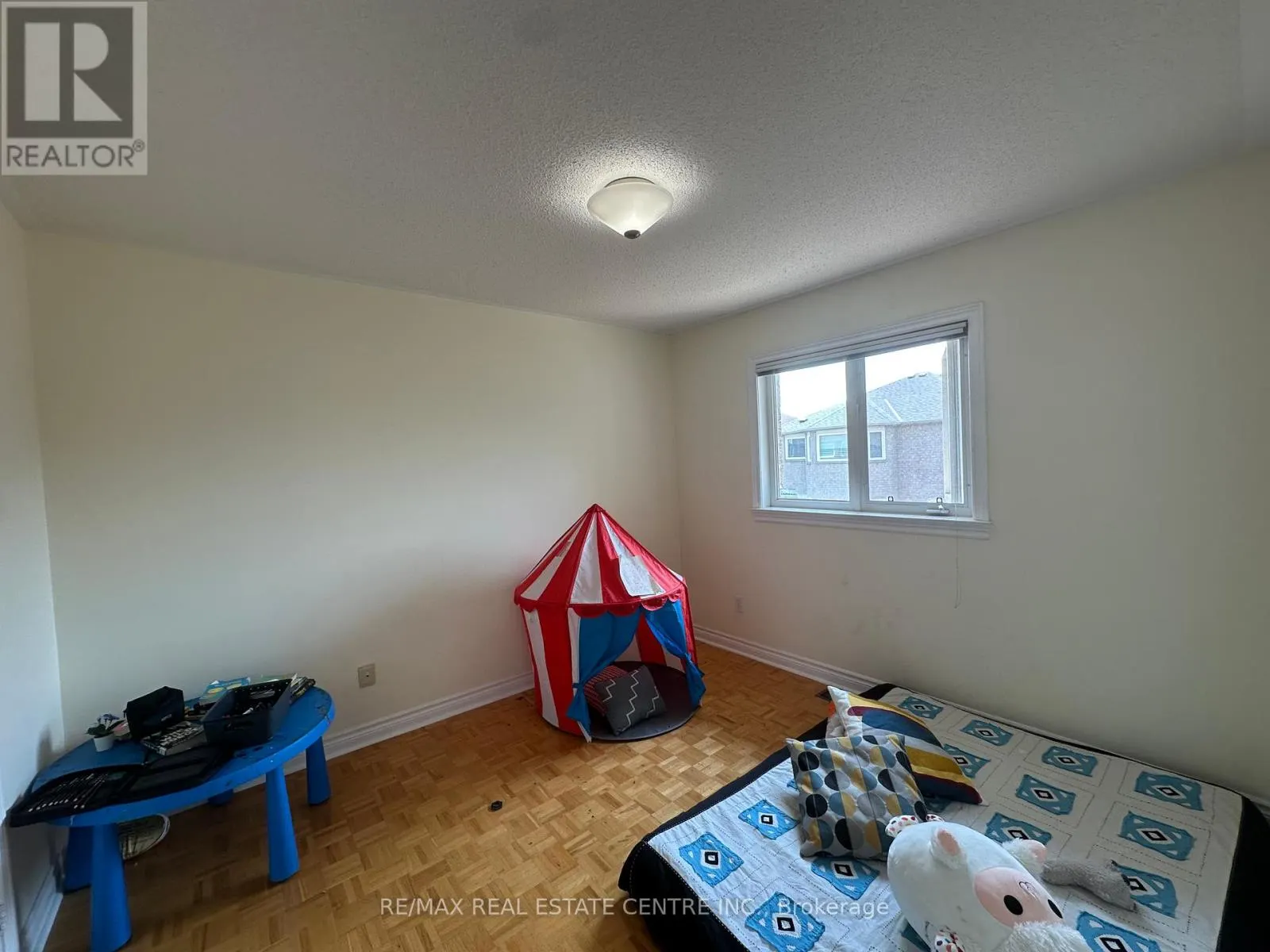 5080 FALLINGBROOK DRIVE