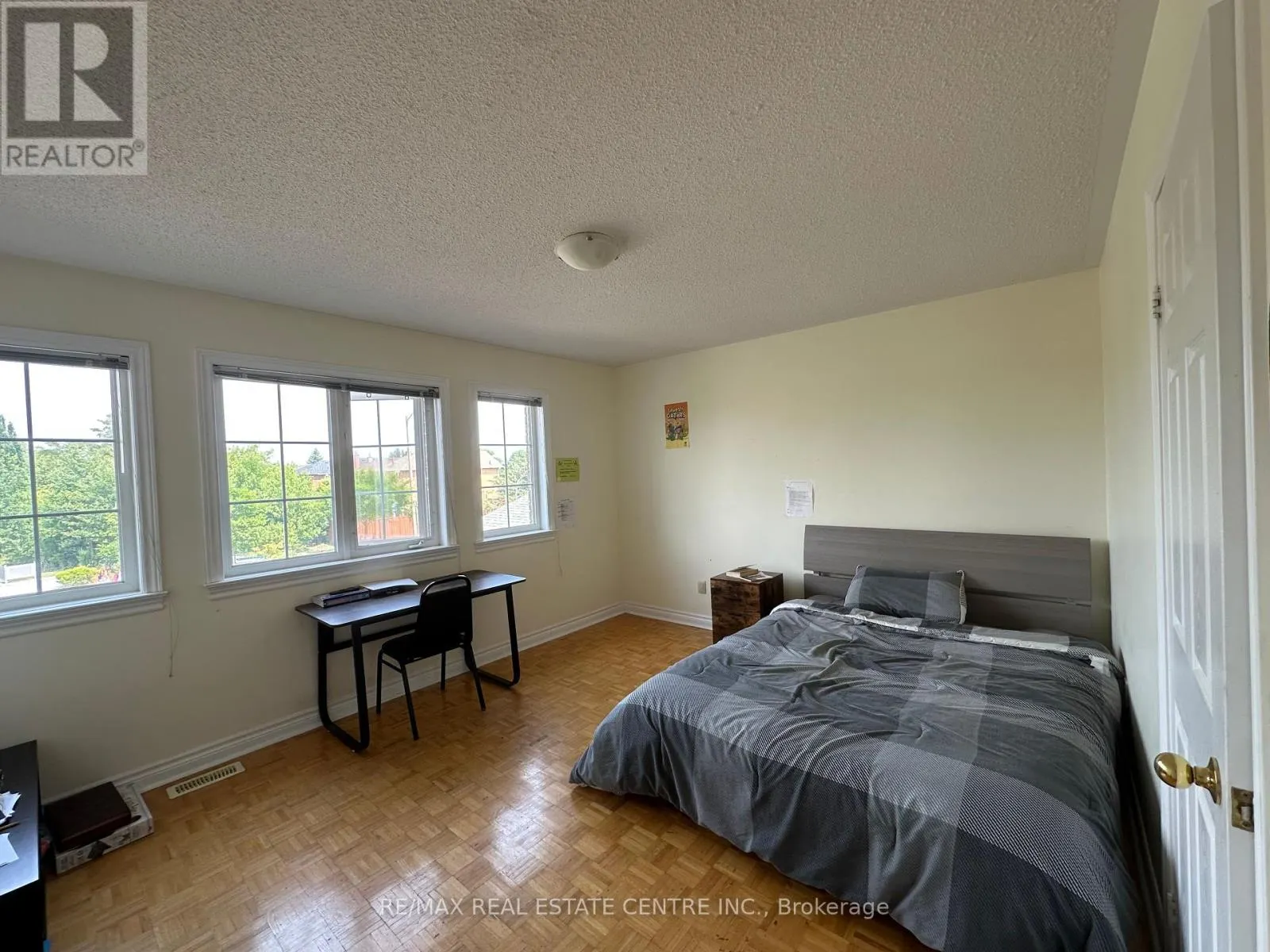 5080 FALLINGBROOK DRIVE