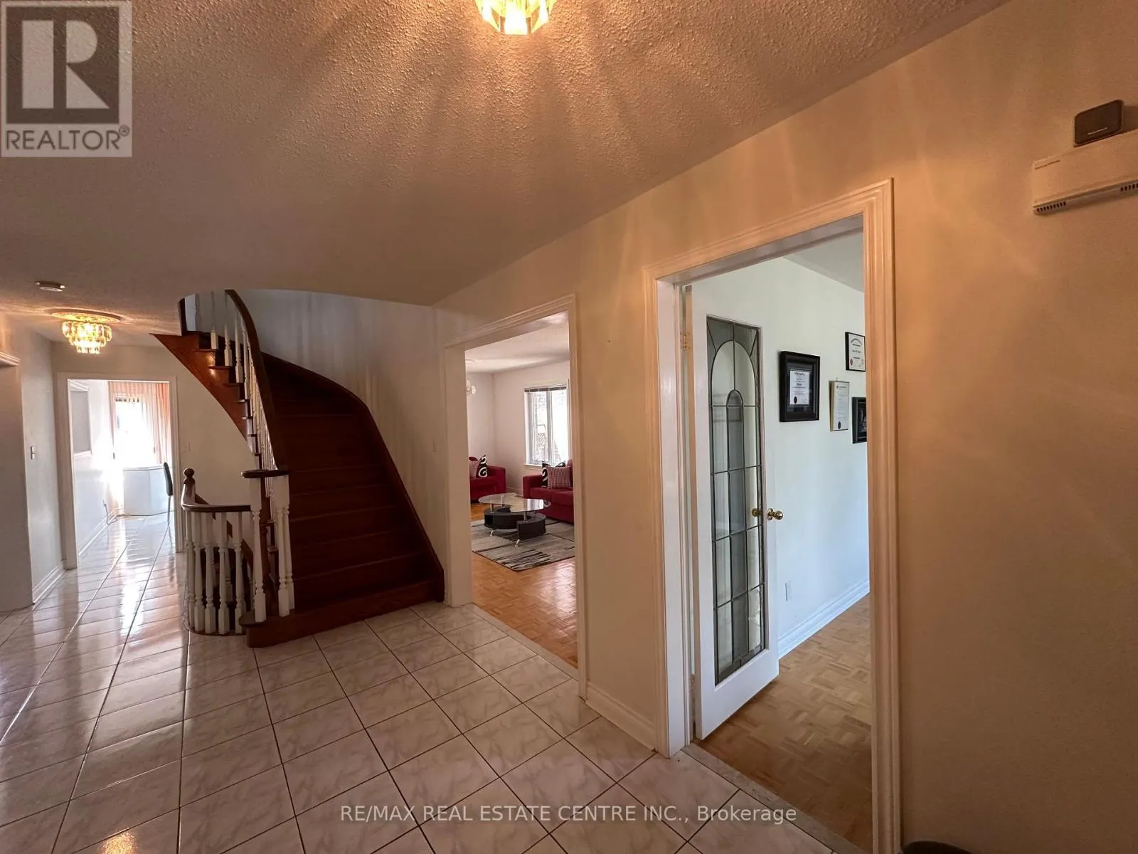 5080 FALLINGBROOK DRIVE