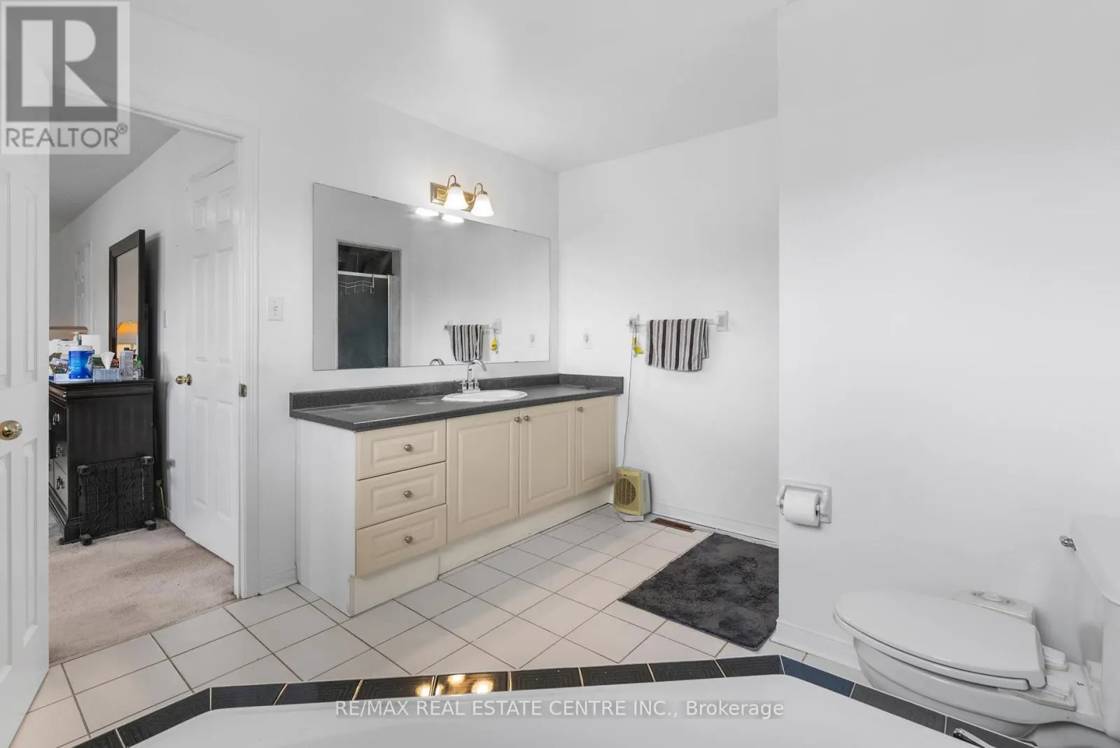 6672 LISGAR DRIVE