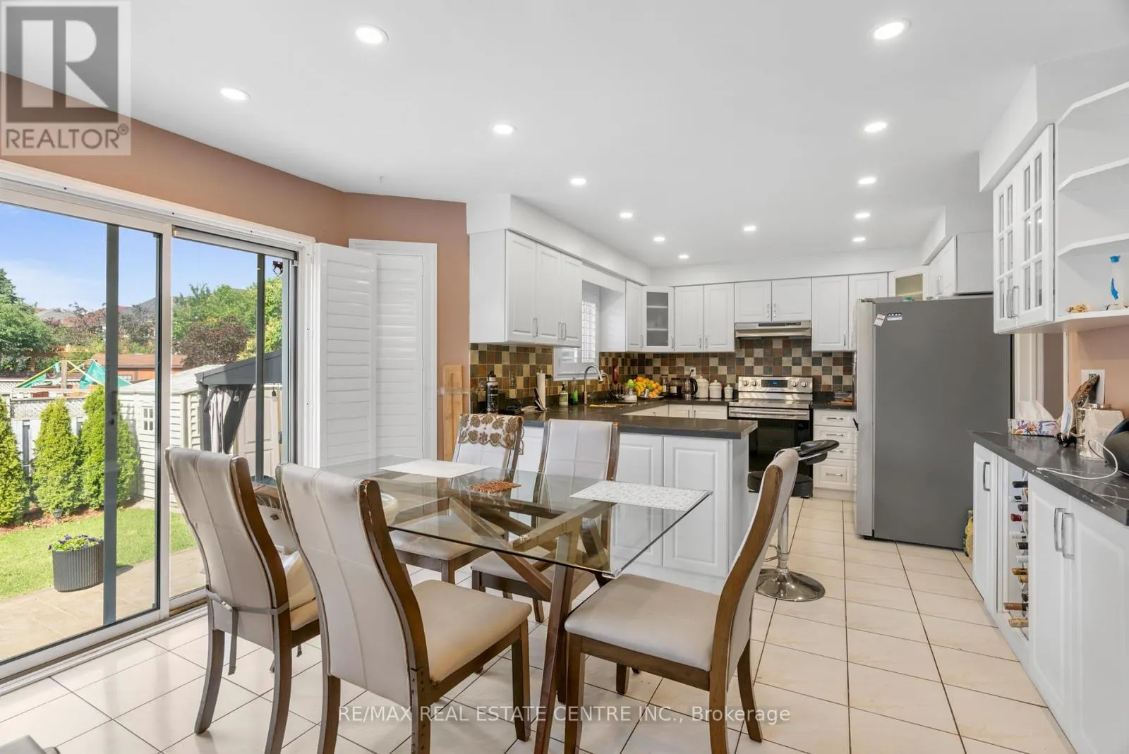 6672 LISGAR DRIVE