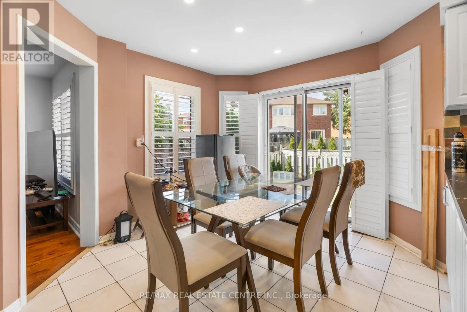 6672 LISGAR DRIVE