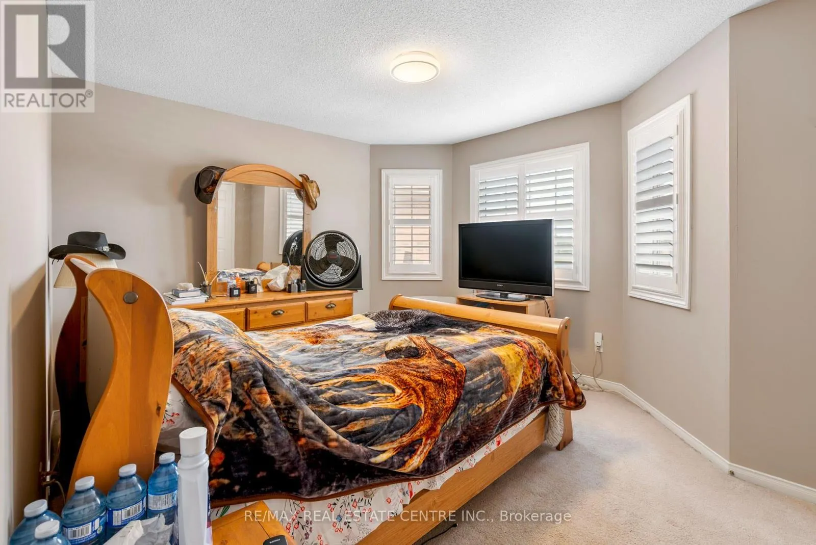 6672 LISGAR DRIVE