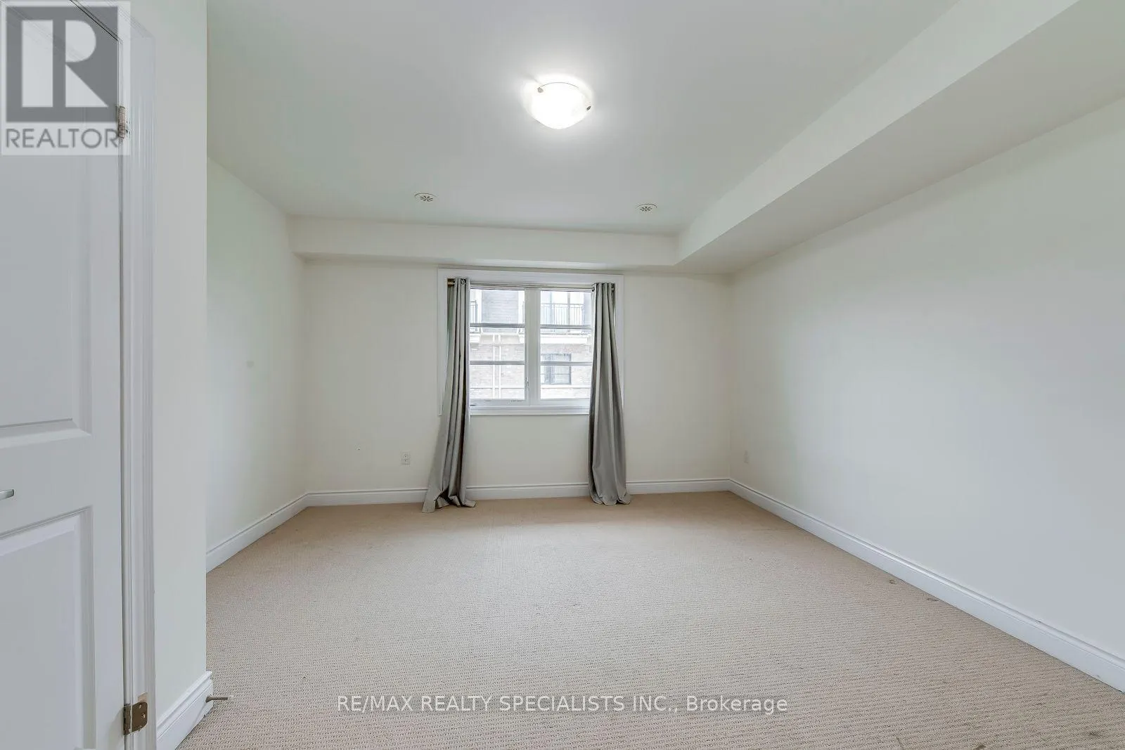 2025 QUEENSBOROUGH GATE