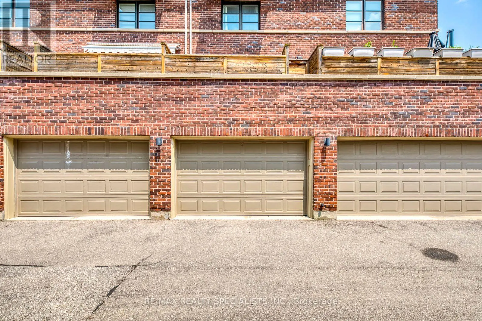 2025 QUEENSBOROUGH GATE