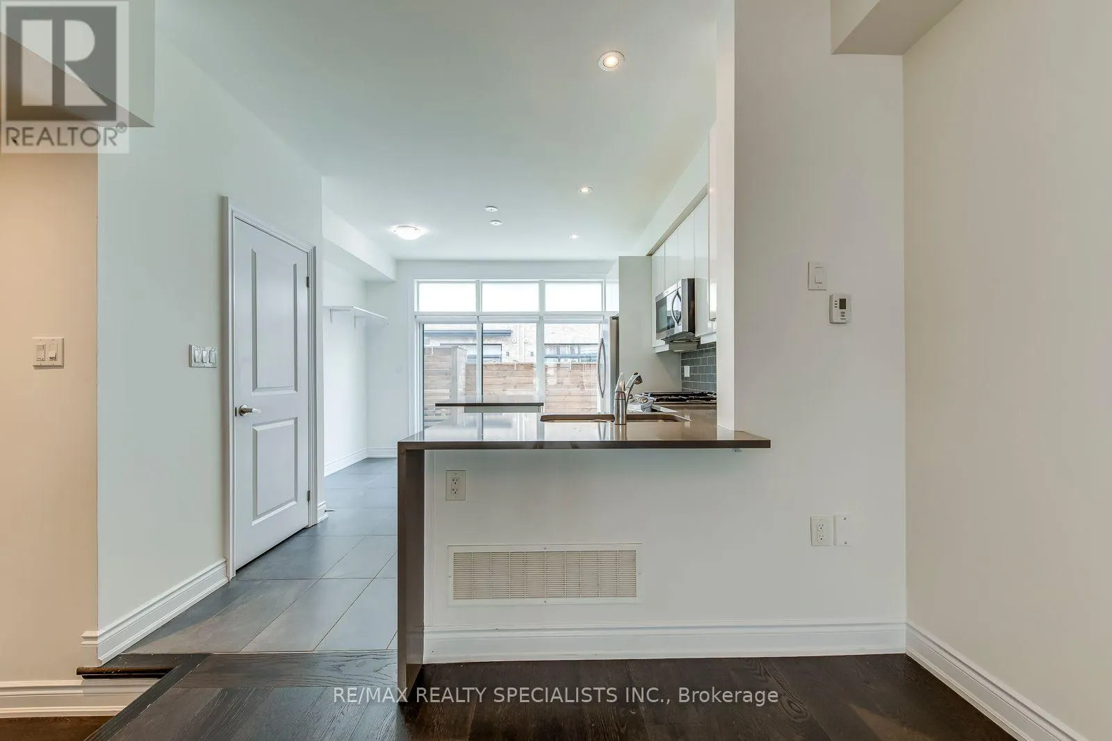 2025 QUEENSBOROUGH GATE