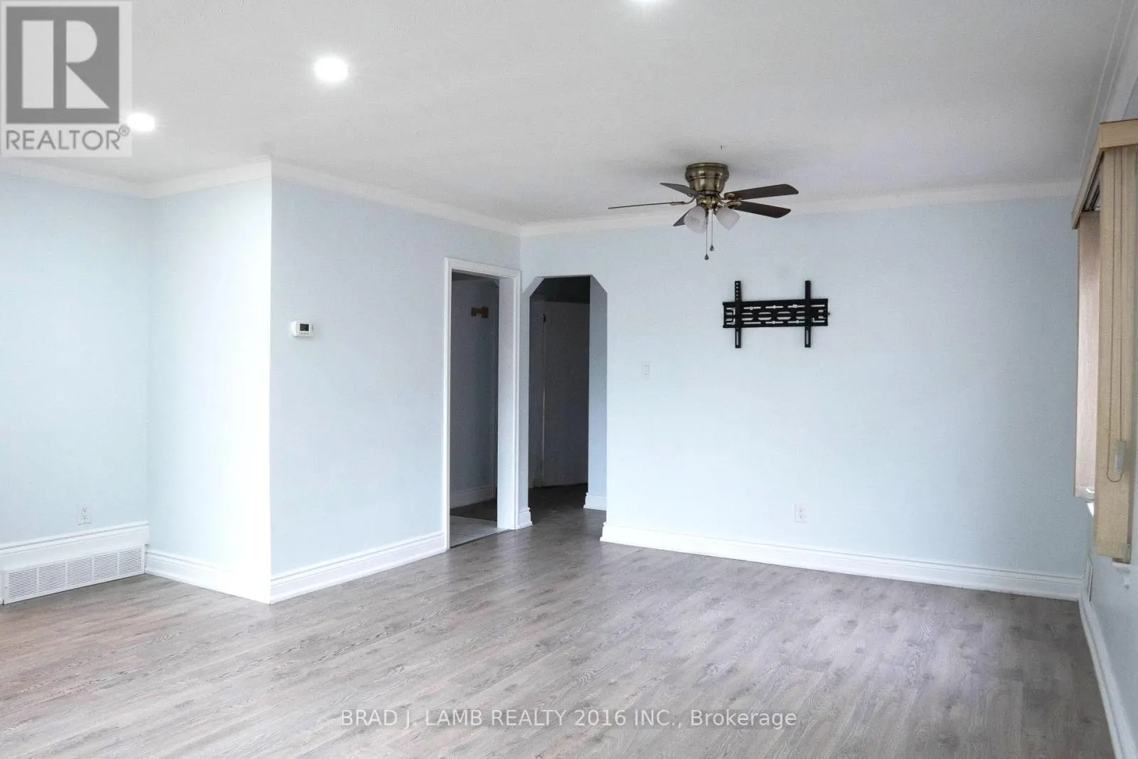 42 LYNNFORD DRIVE