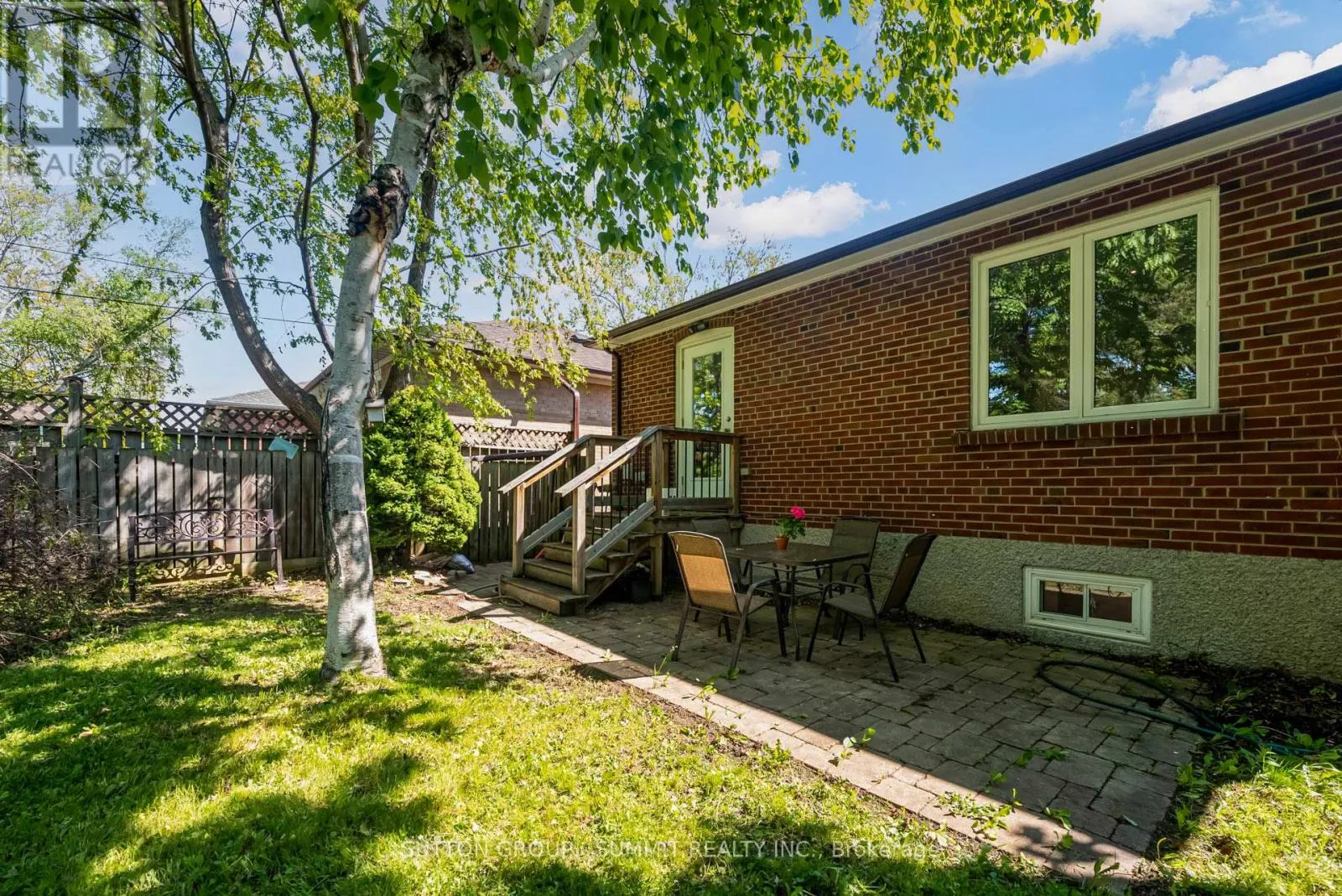 47 RAYSIDE DRIVE S