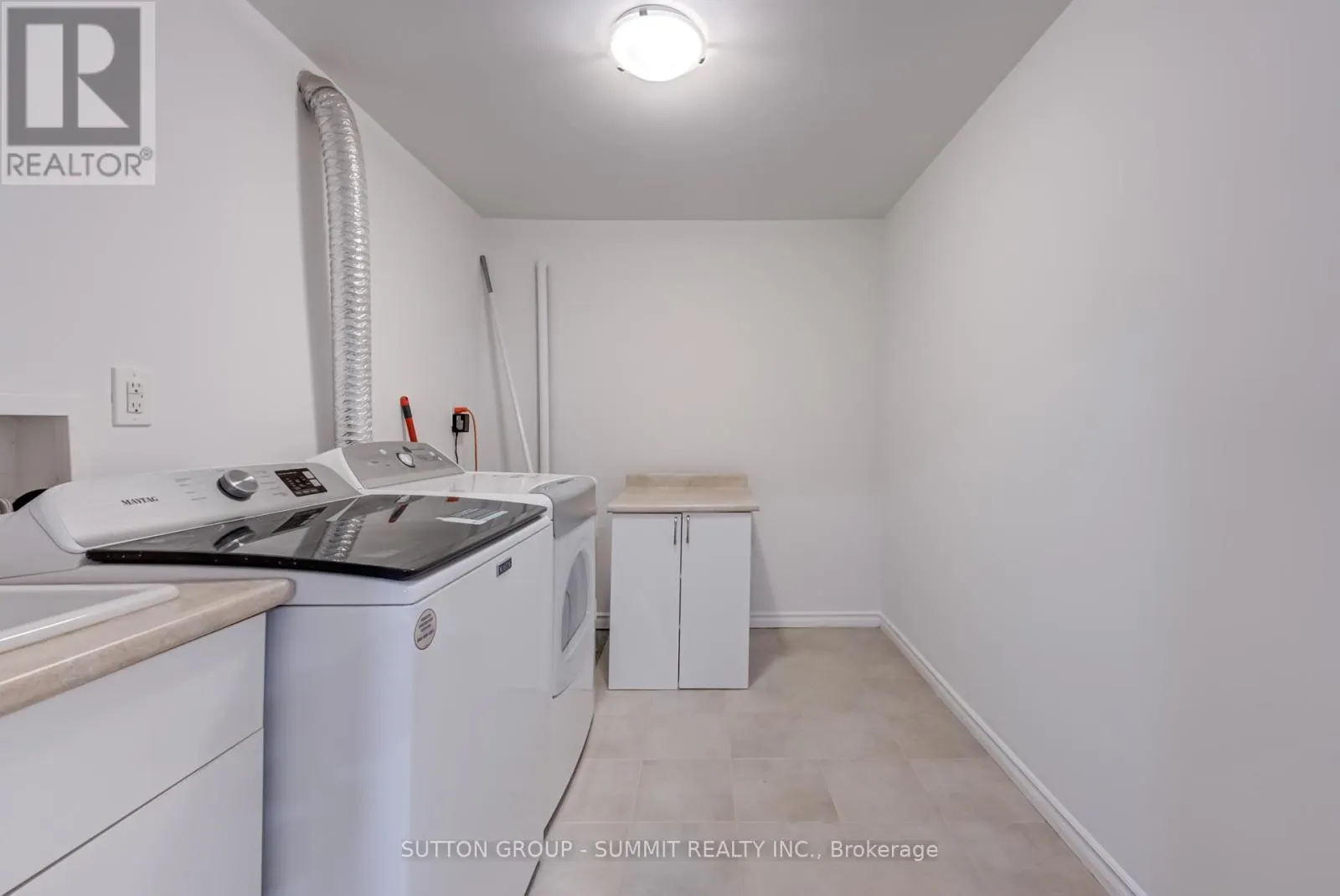 47 RAYSIDE DRIVE S